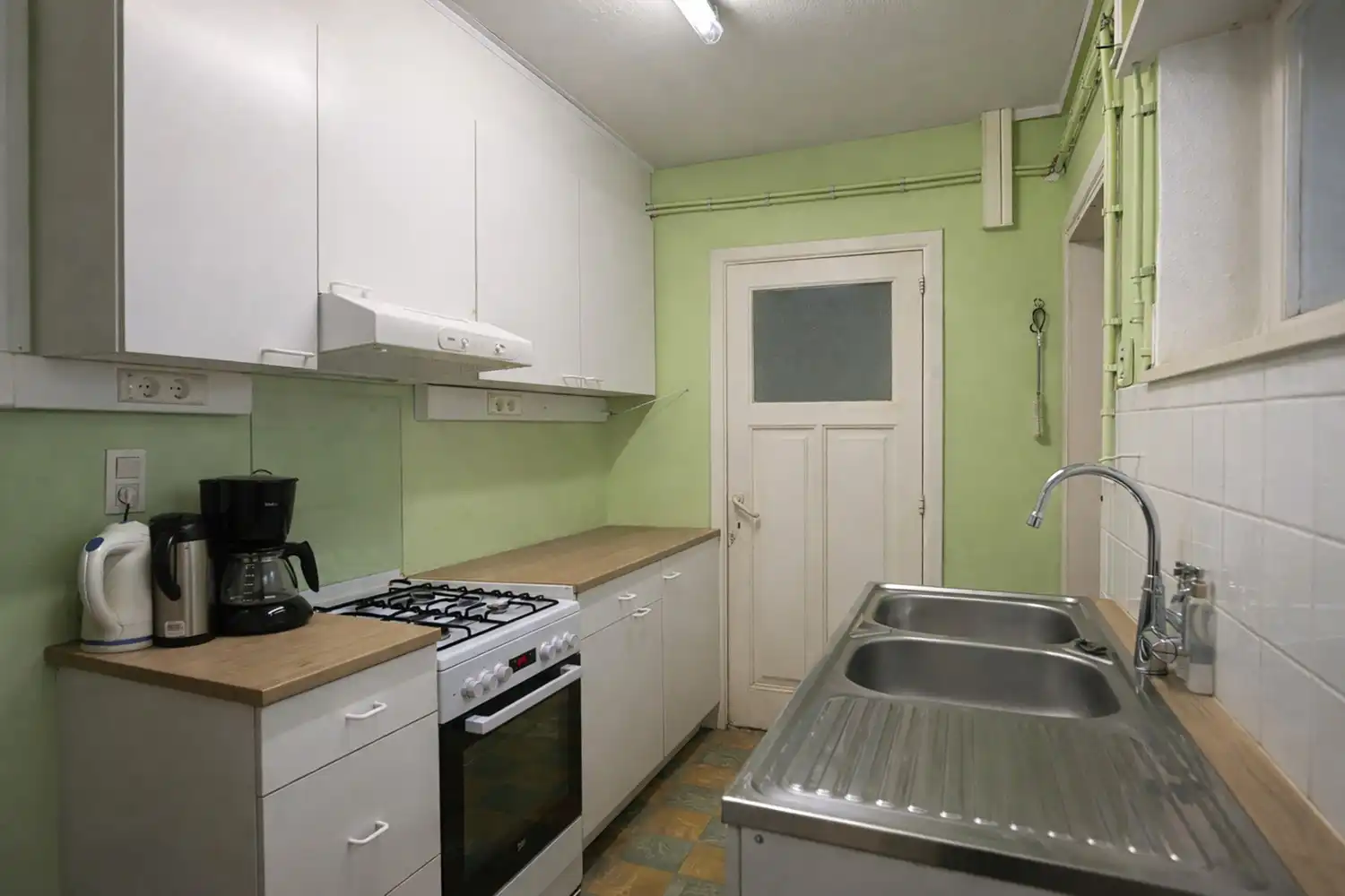Te renoveren woning met 3 slpkrs en garage in Bonheiden foto 9