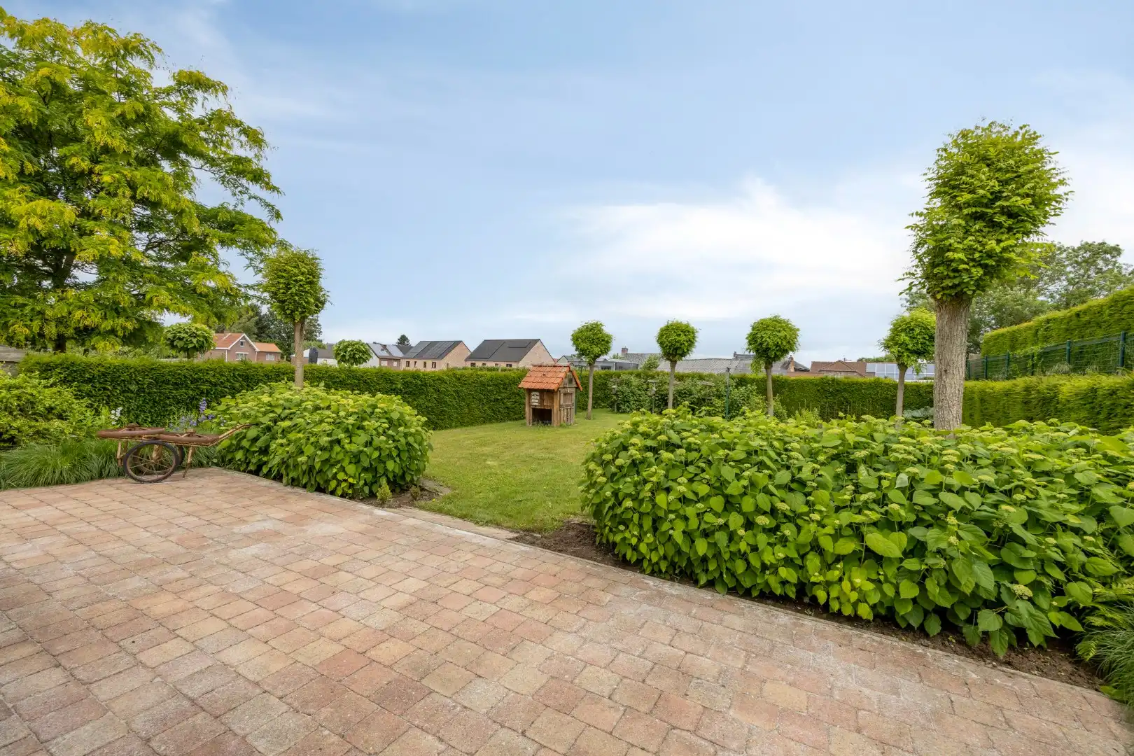 Ruime, verzorgde woning met prachtige tuin en terras - rustig gelegen te Rutten foto 26
