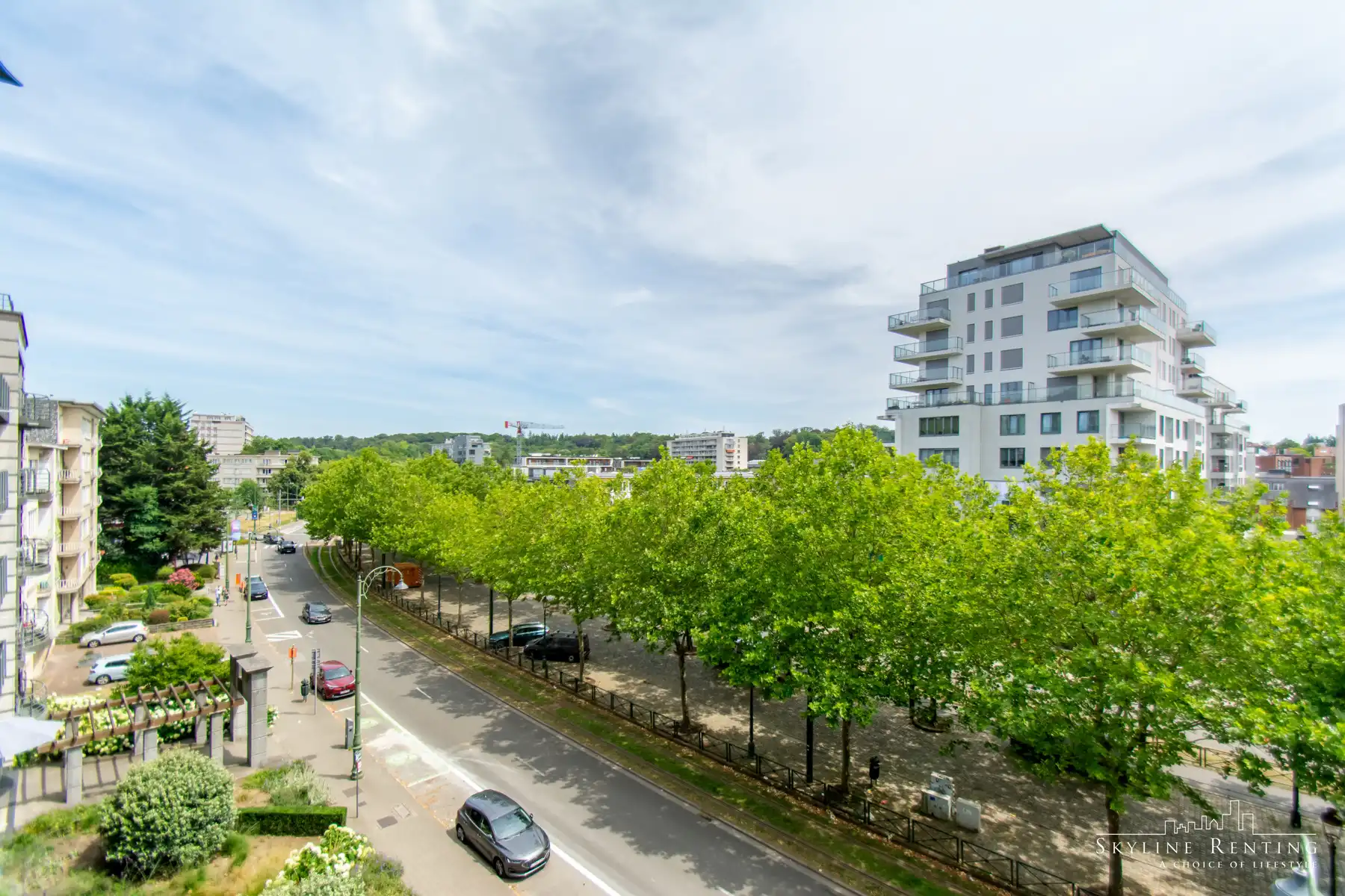 2 slaapkamer gemeubeld appartement met terras foto 4