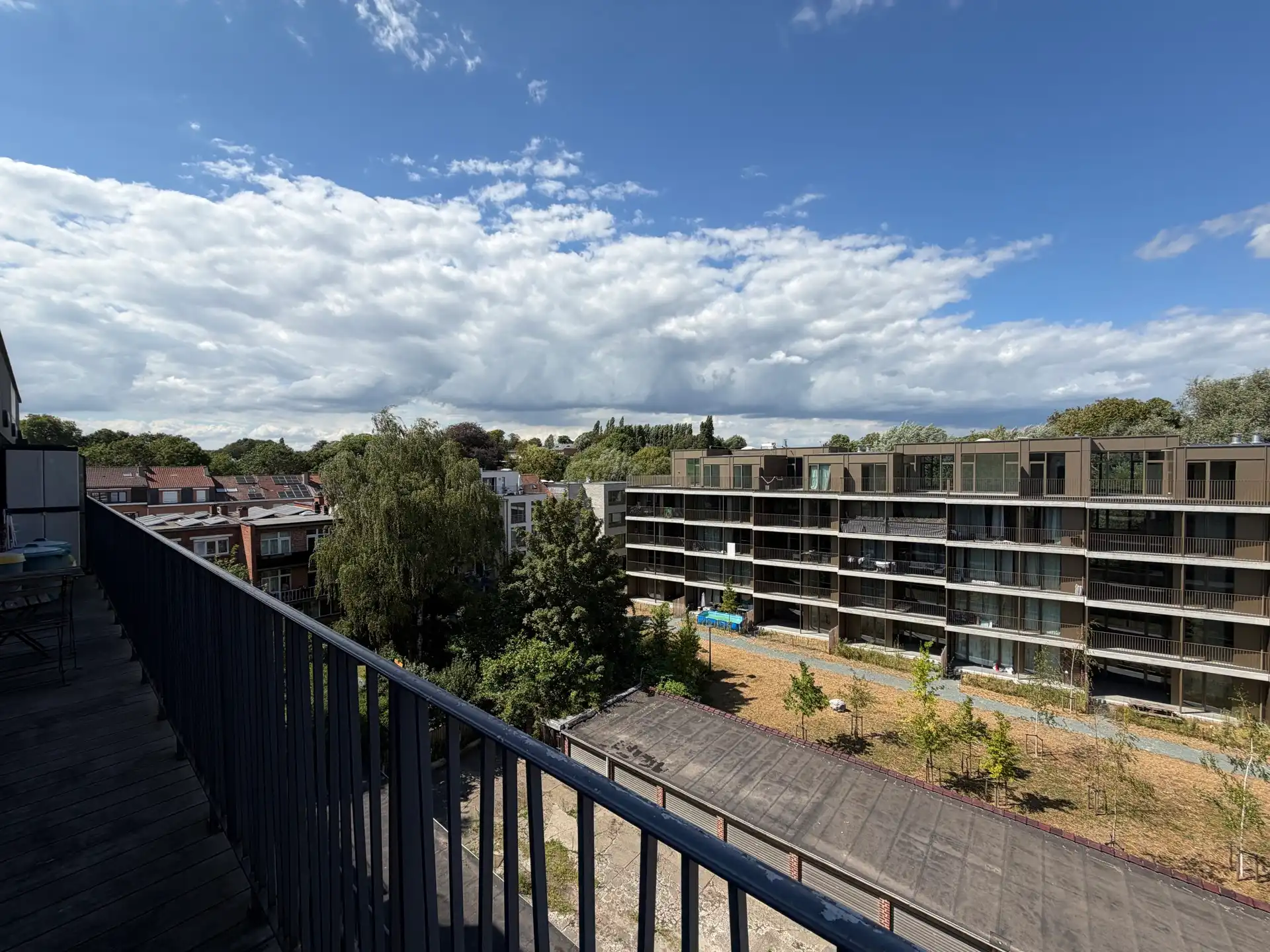 Nieuw appartement met 3 slaapkamers en parkeerplaats ! foto 7