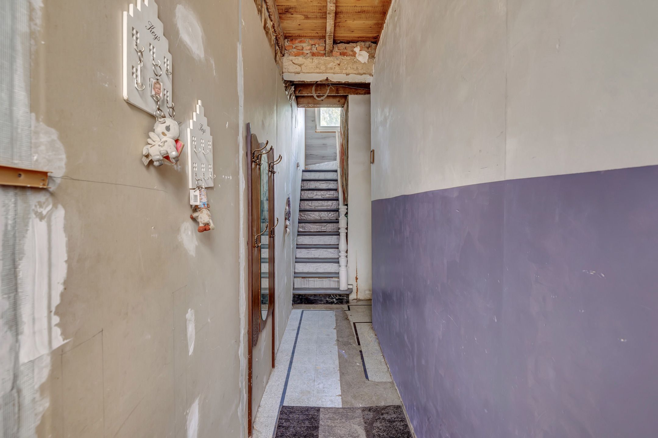 Te renoveren woning te koop in Lebbeke met garage foto 11