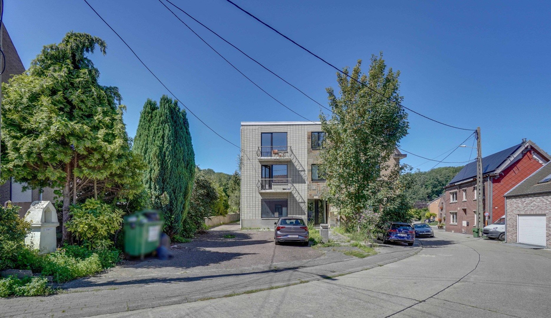 TE RENOVEREN GEBOUW MET 11 STUDENTENKAMERS TE KANNE !  foto {{pictureIndex}}