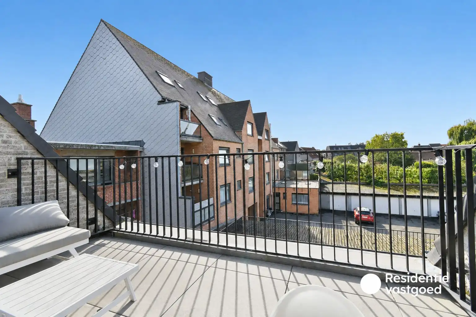 Ruim 2-slaapkamerappartement in het centrum van Oudenburg foto 13