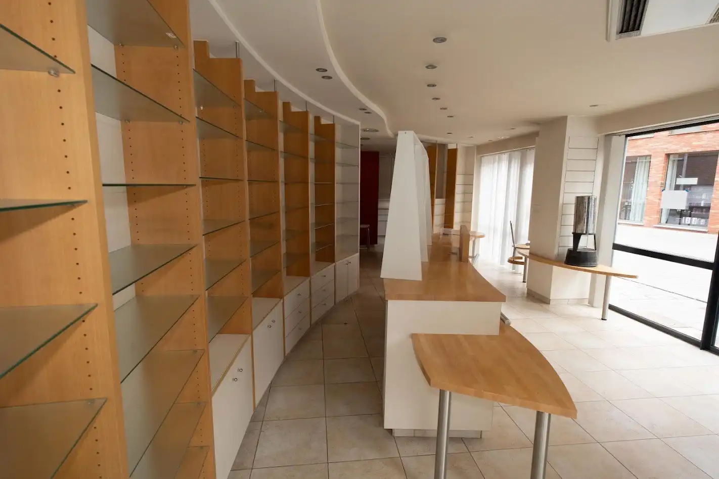UITSTEKEND GELEGEN HOEKLOCATIE MET INDRUKWEKKENDE GEVELBREEDTE foto 21