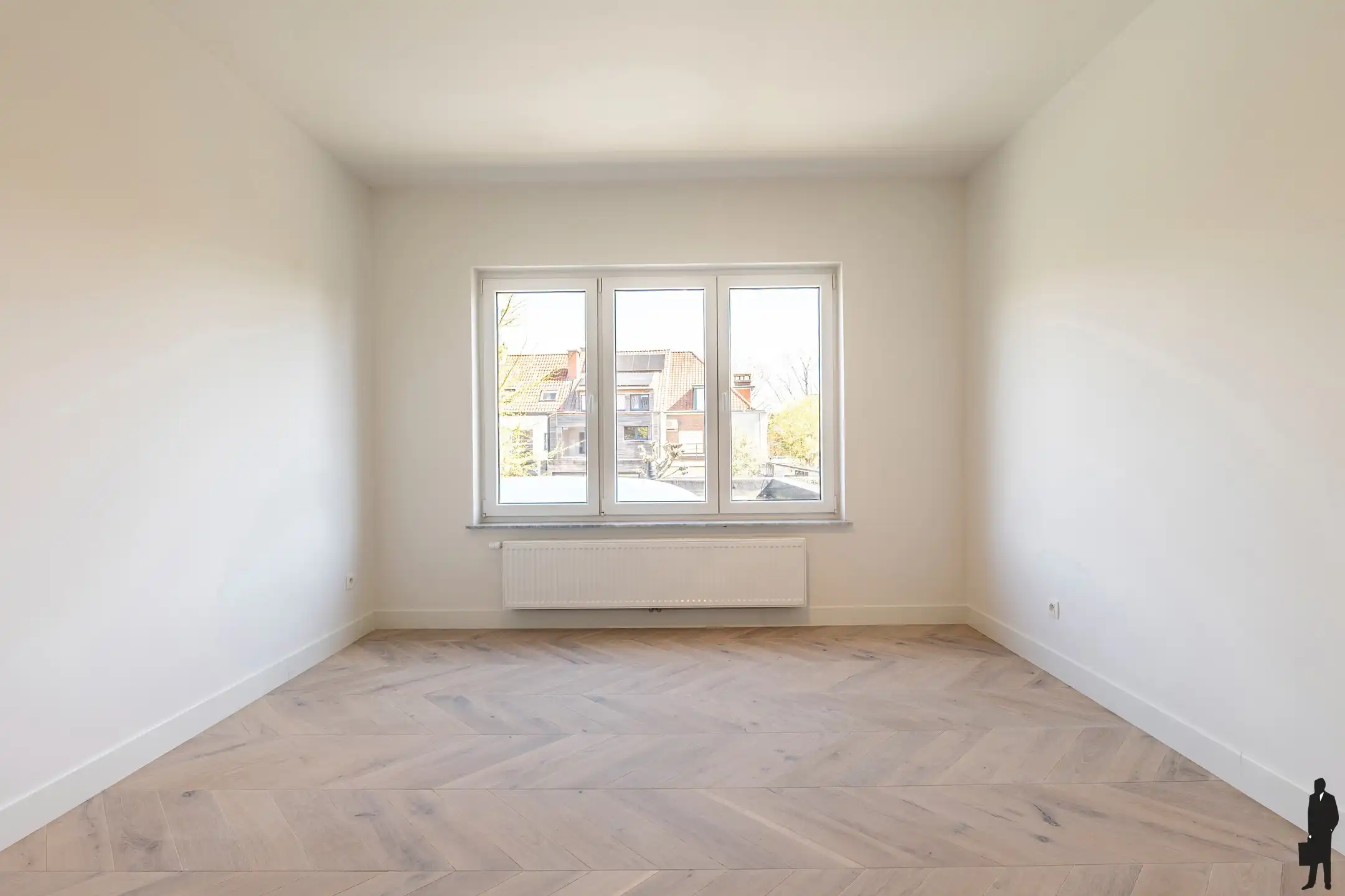 Luxueus gerenoveerde gezinswoning in de gegeerde Elsdonkwijk foto 15