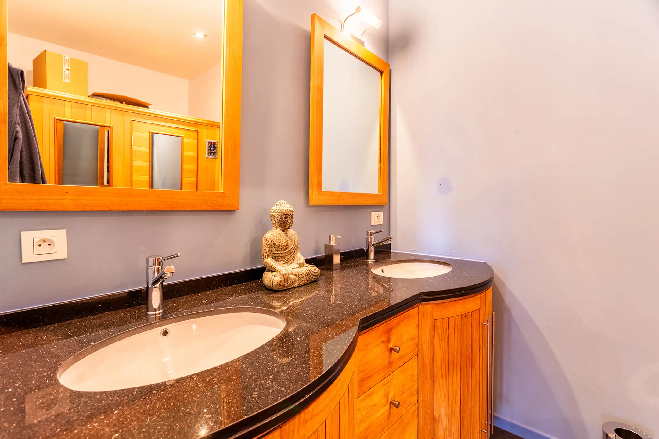 Modern en luxueus appartement met 2 slpks (180m²) foto 21