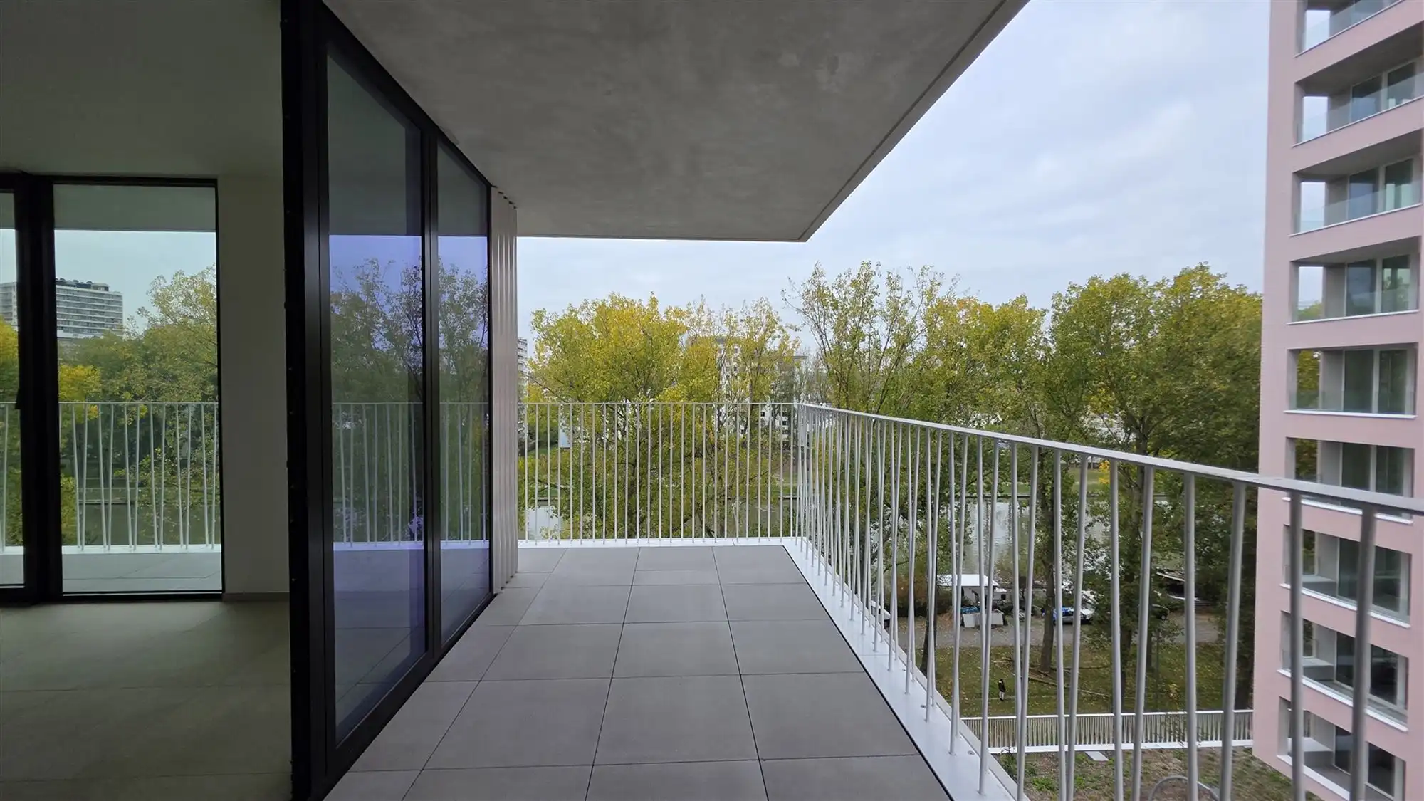 Nieuwbouw 3 slaapkamerappartement foto {{pictureIndex}}