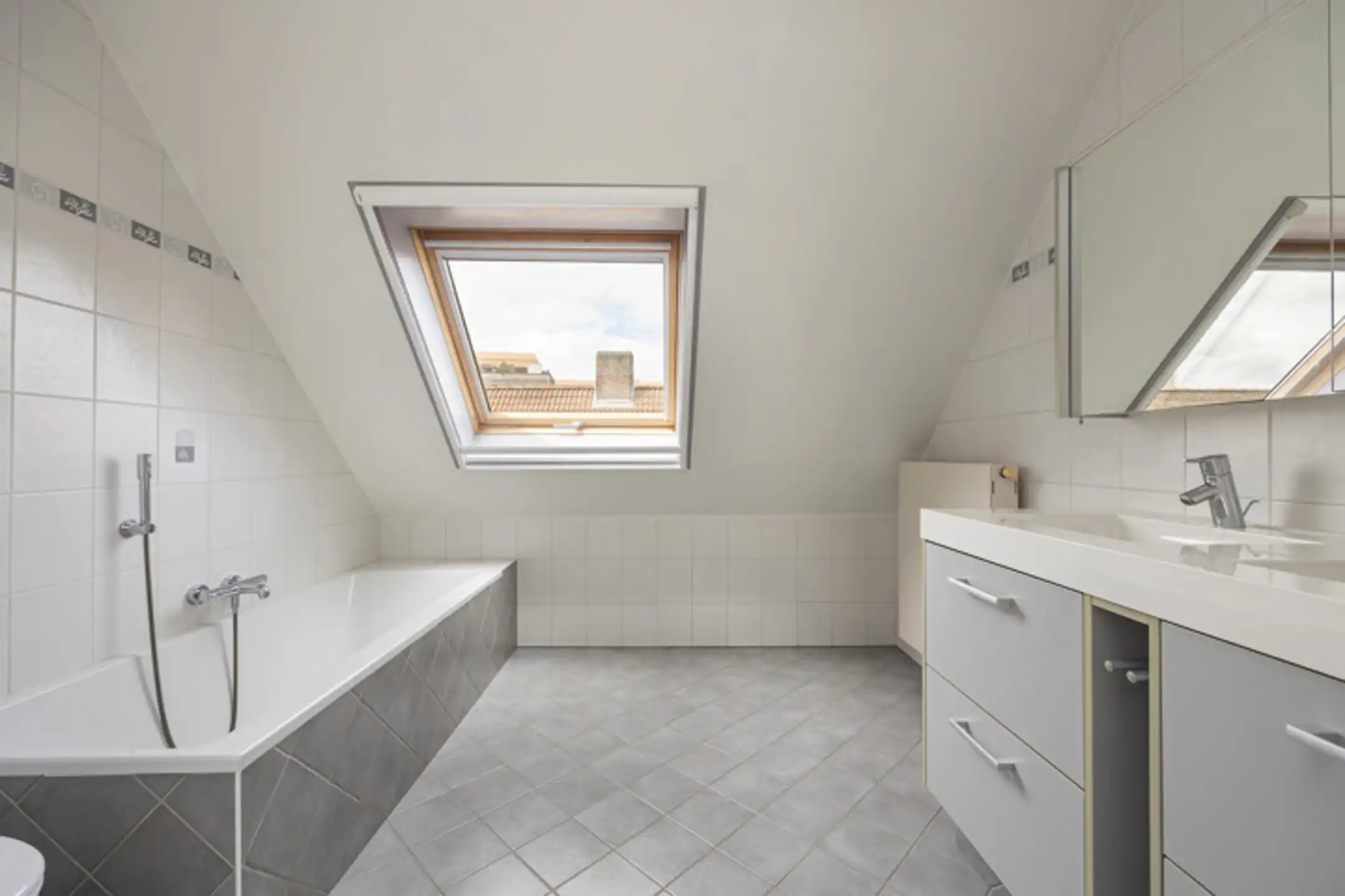 Duplex met 2 slpk en prachtig terras (27m²) hartje Lier foto 15