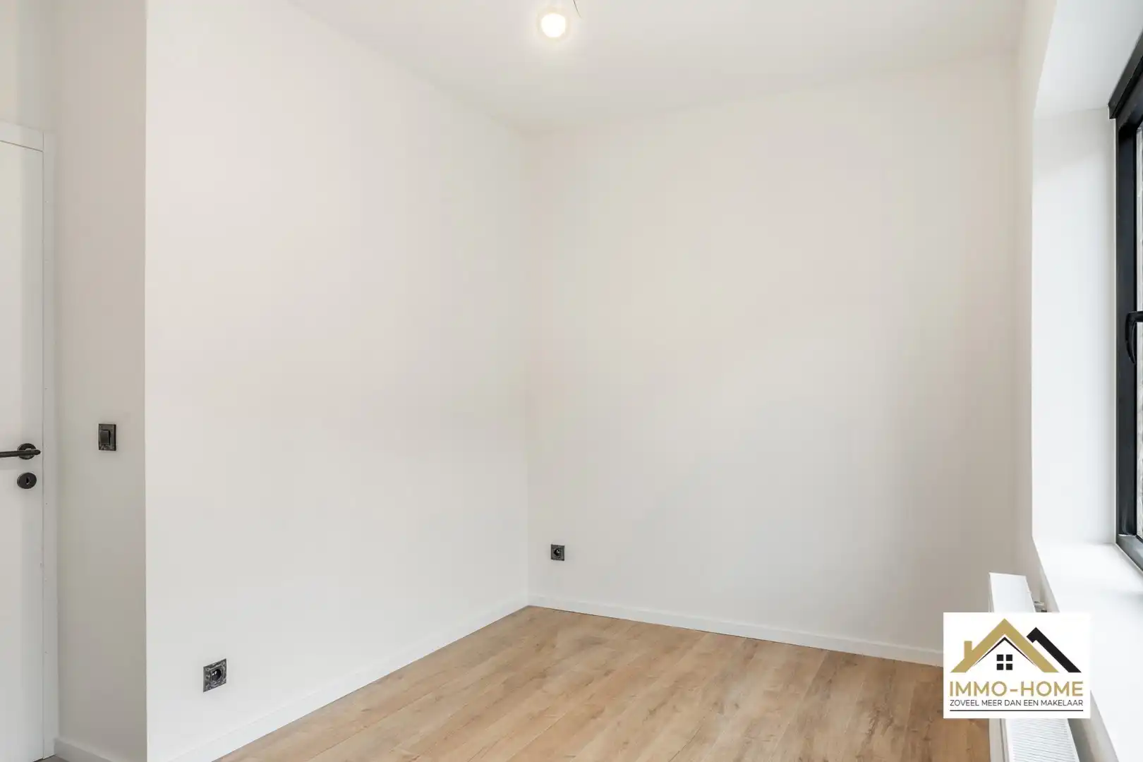 Gerenoveerde woning op topligging foto 16