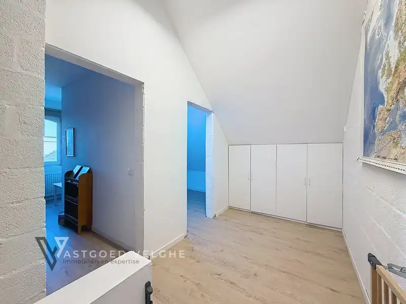 🌿 Goed onderhouden woning met 4 slaapkamers, grote garagebox/werkplaats & energiezuinige voorzieningen in Uikhoven foto 24