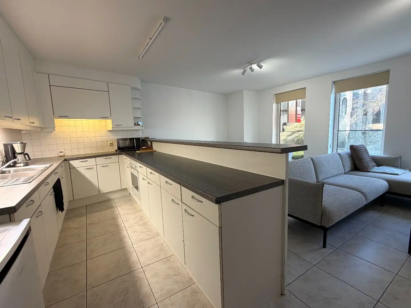 Lichtrijk, heel gezellig appartement met één slaapkamer en terras! foto 11