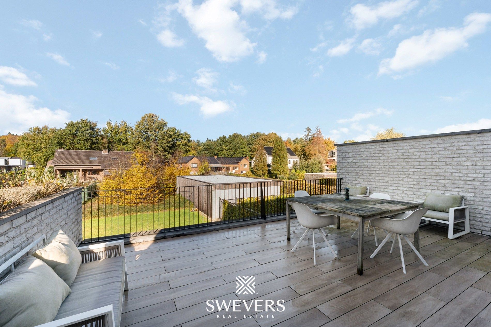 Luxueus villa-appartement in het centrum van Bolderberg foto 28