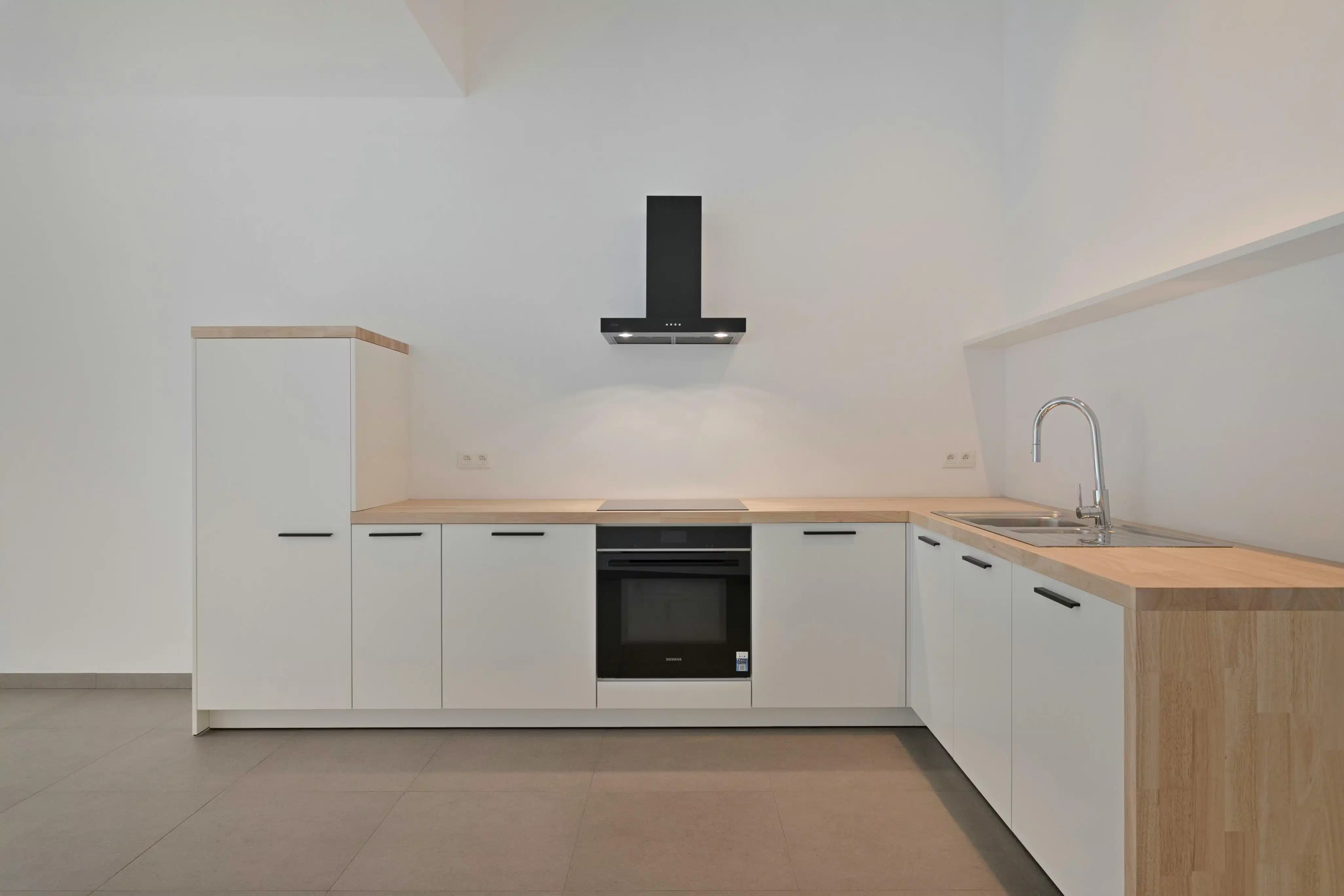 Nieuw appartement te koop in Vlamertinge met leuke tuin! foto 6