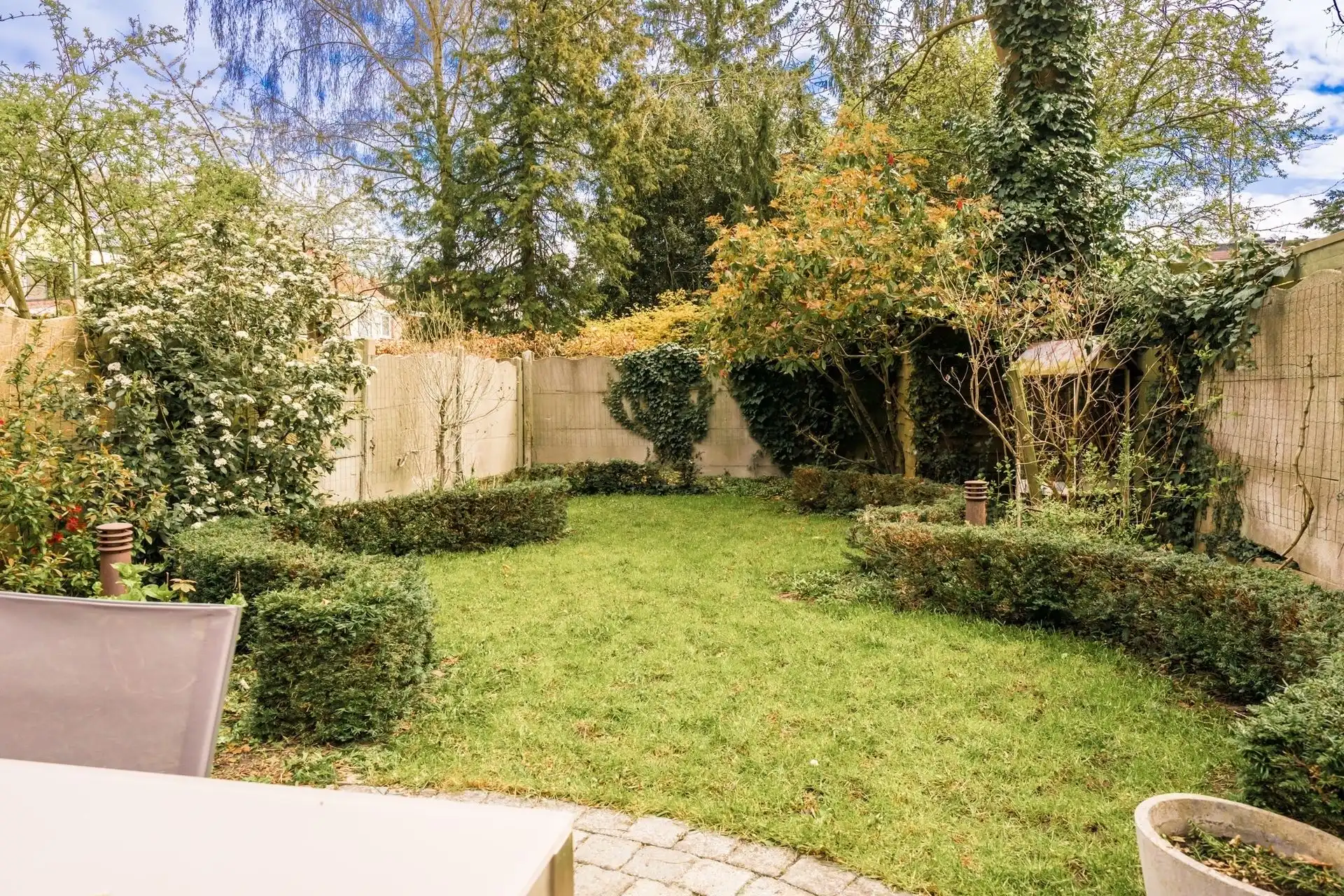 Ruime karaktervolle woning met 6 slpks en tuin! foto 32