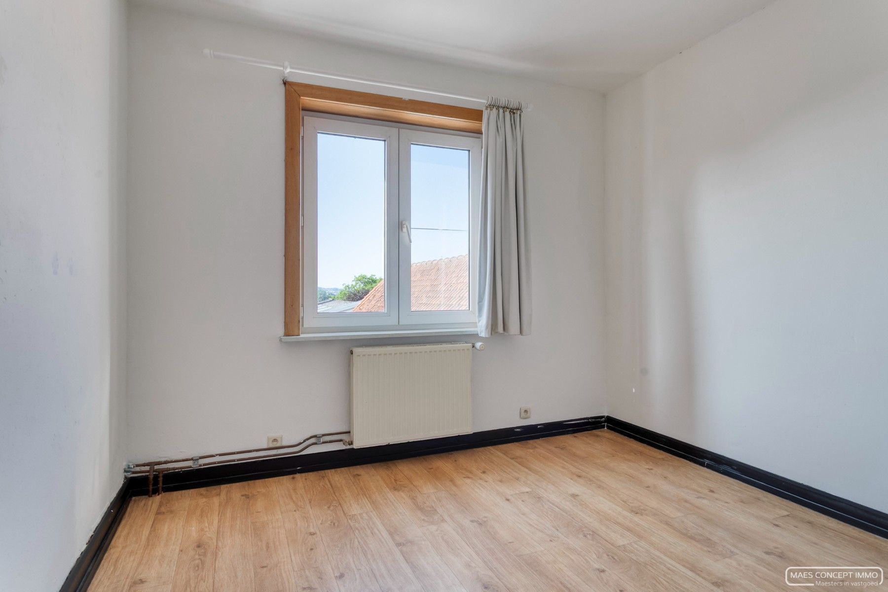 Ruime woning  te koop in centrum Tiegem foto 12