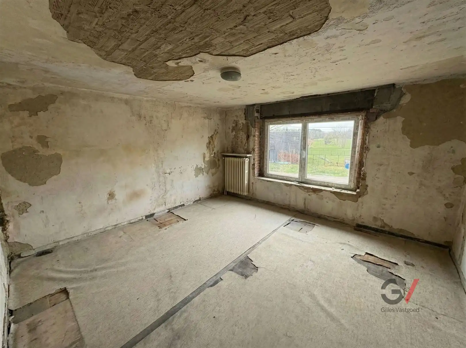 Te renoveren woning foto 14