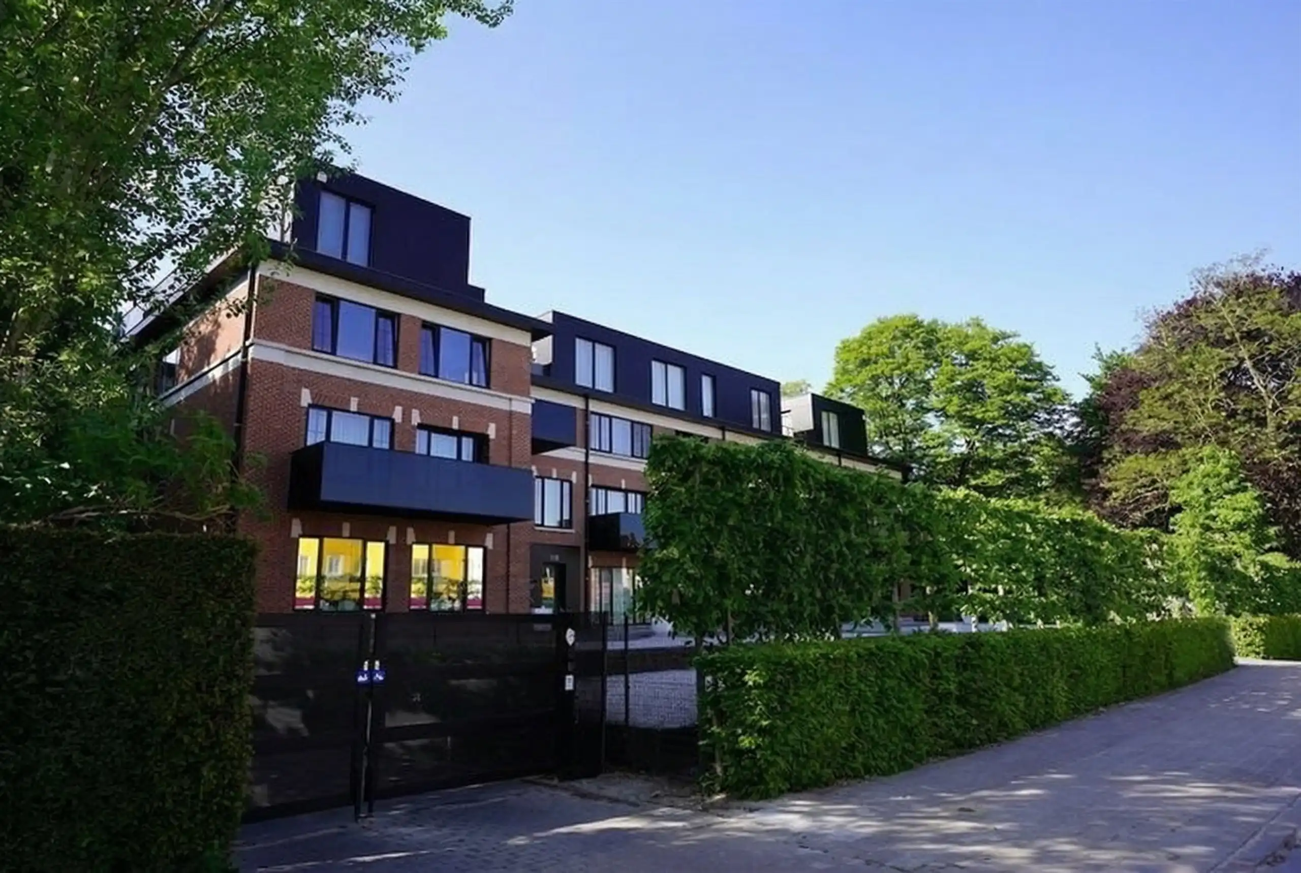 Exclusief Wonen: Luxepenthouse met Zwembadtoegang & 3 Slaapkamers! foto 20