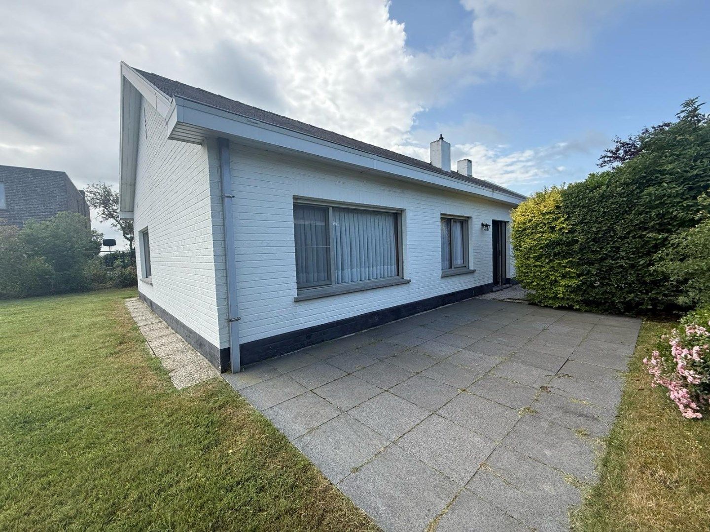 TE RENOVEREN BUNGALOW IN GEGEERDE WOONWIJK foto 17