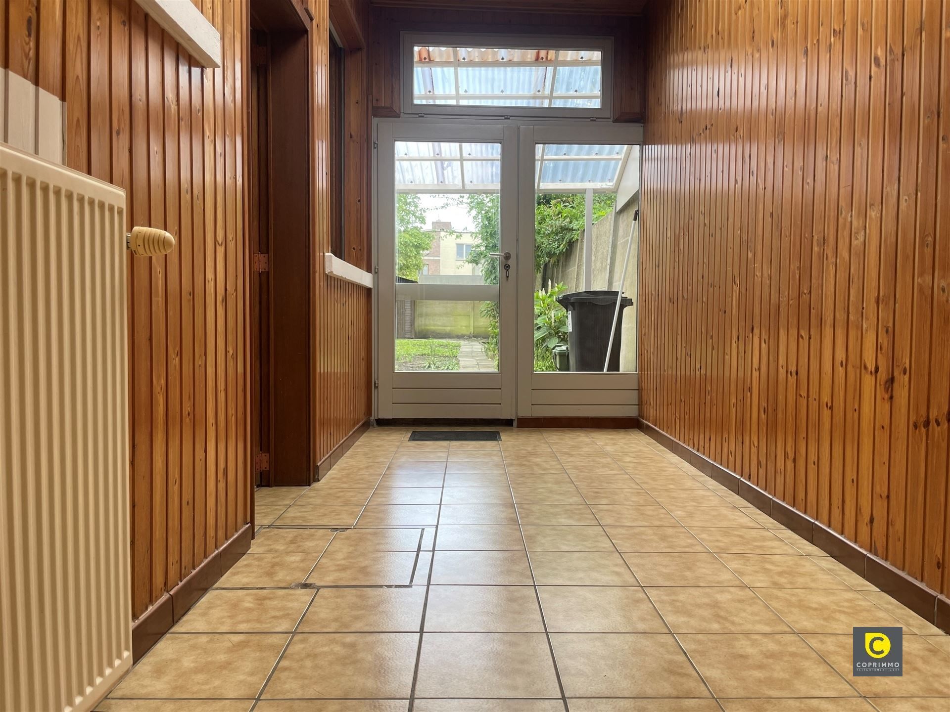 Gelijkvloers app. met ruime tuin  foto 4