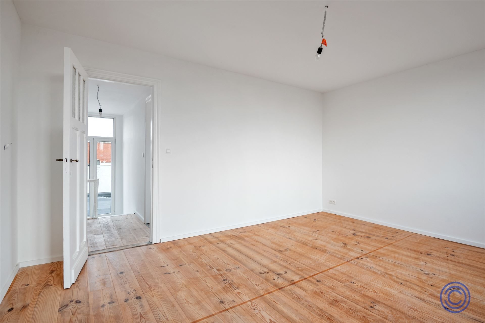 Fantastisch gerenoveerde 4-slpk woning met stadstuin! foto 13