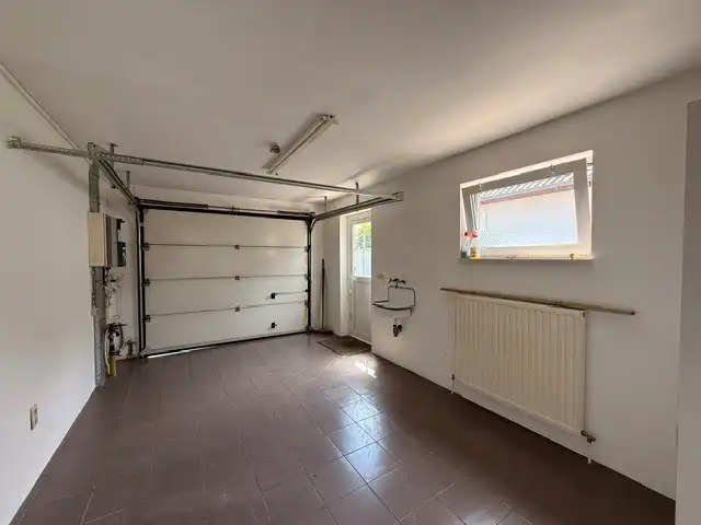Vrijstaande, recente gezinswoning op 4a79ca met 3 slaapkamers te Maaseik.  foto 23