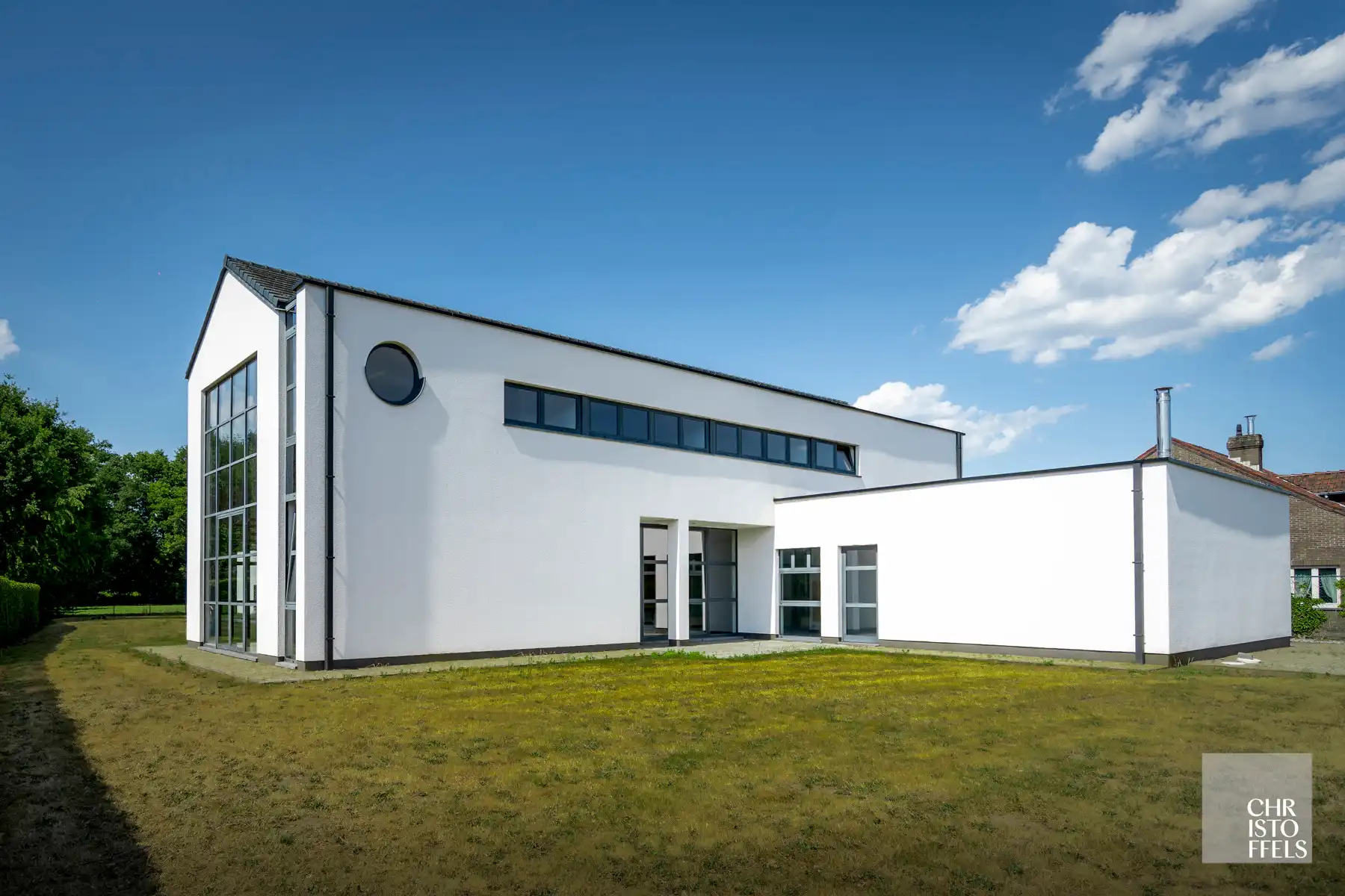 Tijdloze villa (405 m²) met zwembad, magazijn en weiland op 4.858 m²! foto 34