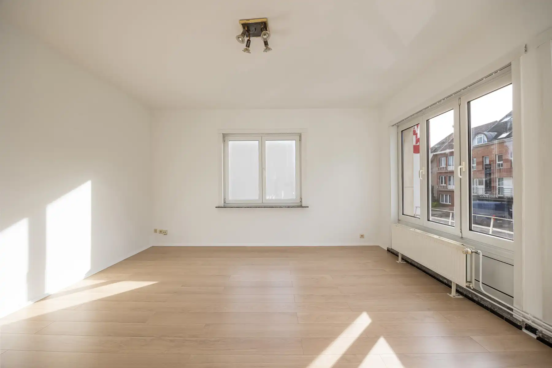 Appartement met 2 slaapkamers, terras en parkeergelegenheid foto 3