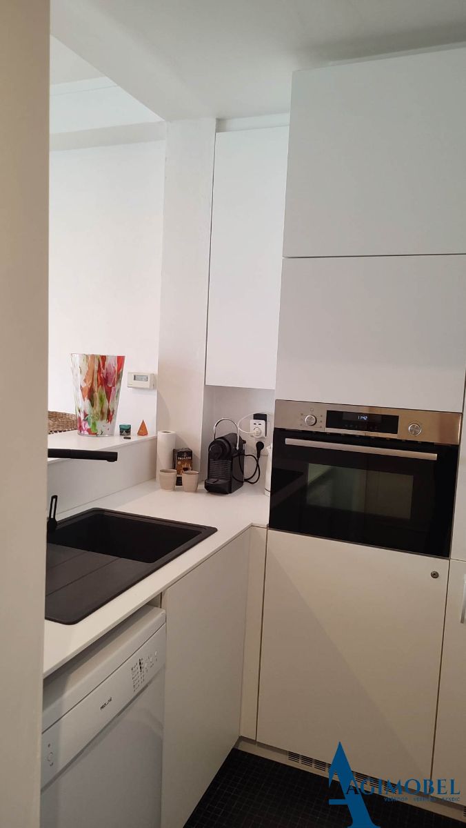 Hedendaagse , cosy  studio op de Leopoldlaan te Knokke. foto 6