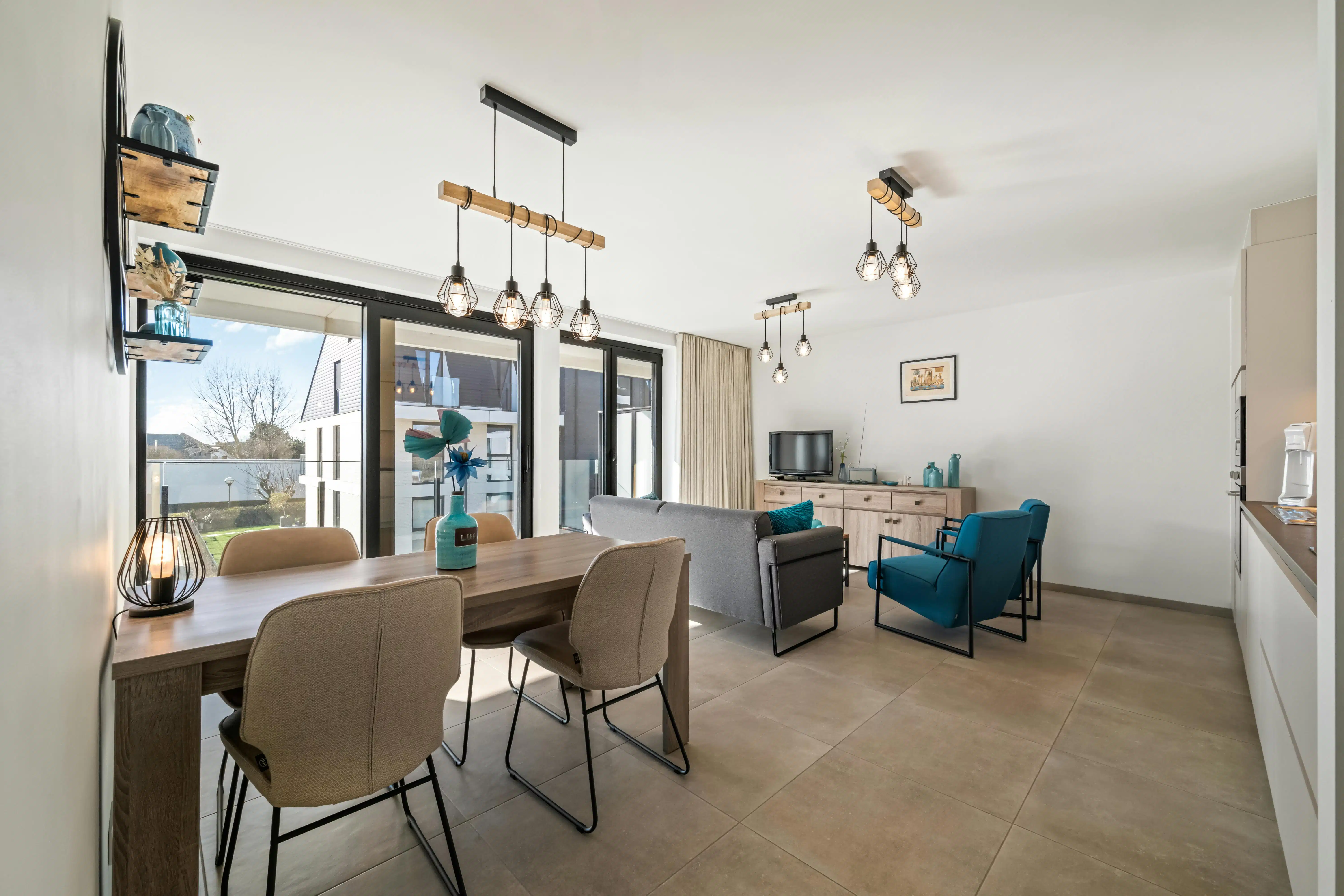 Prachtig recent 1 slaapkamerappartement met ruim terras! foto 2