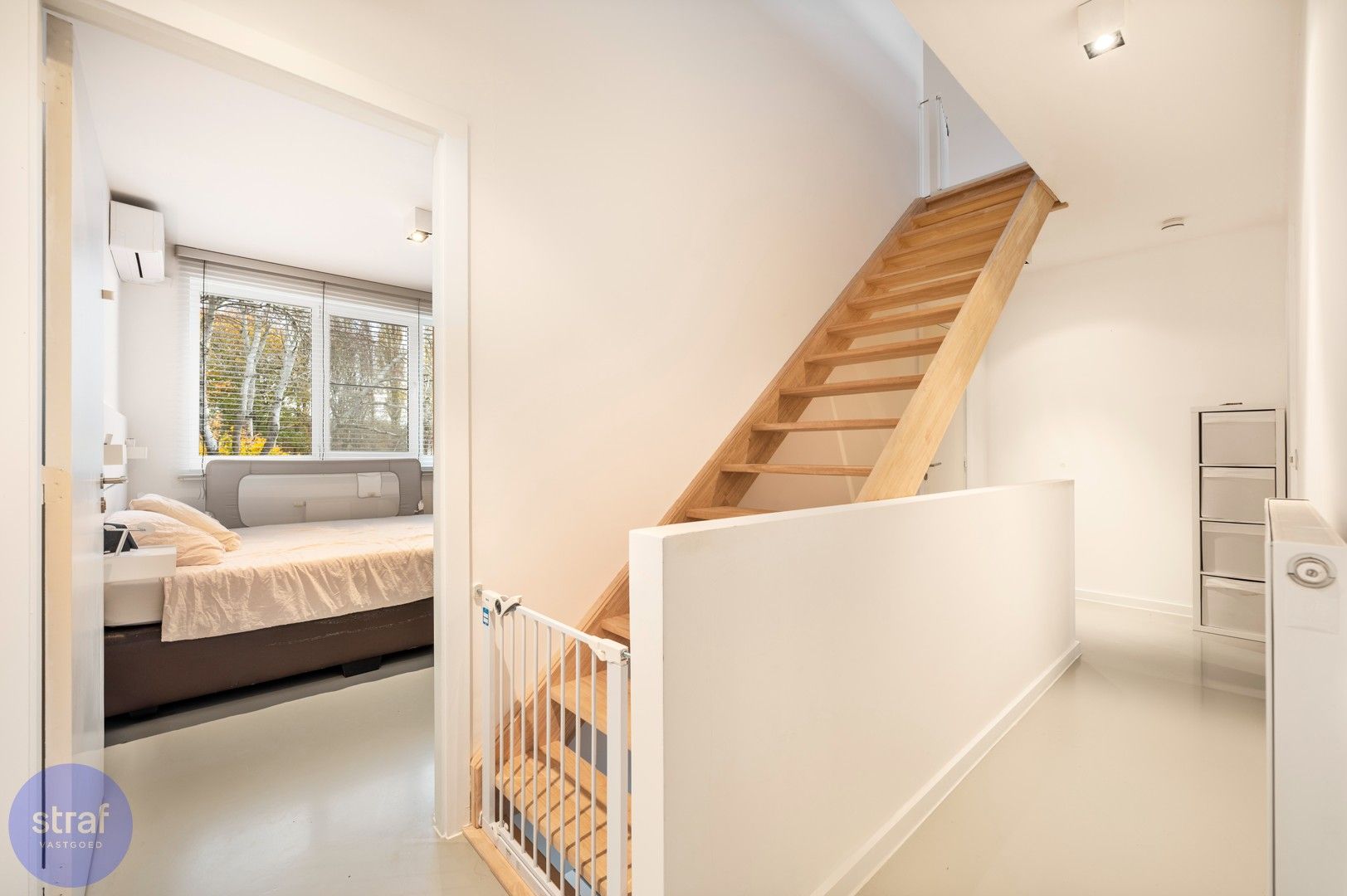 Moderne woning met leuke tuin op Regatta foto 17