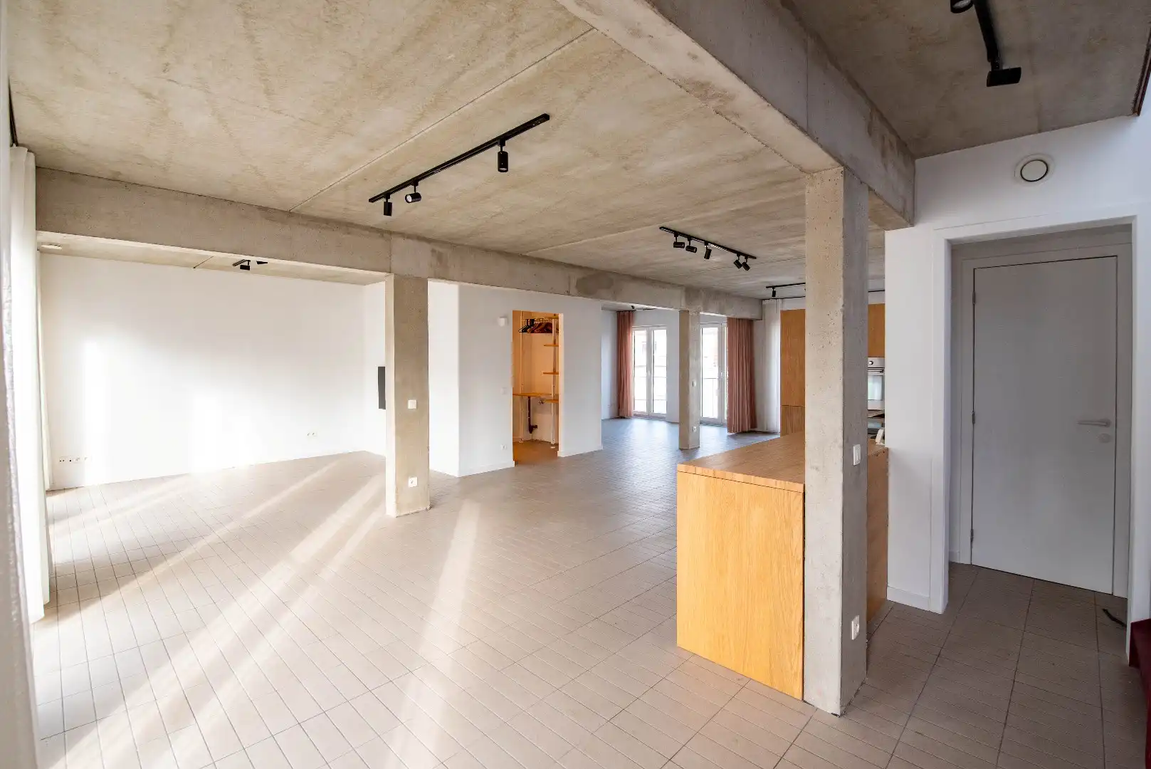 Moderne loft met dakterras foto 3