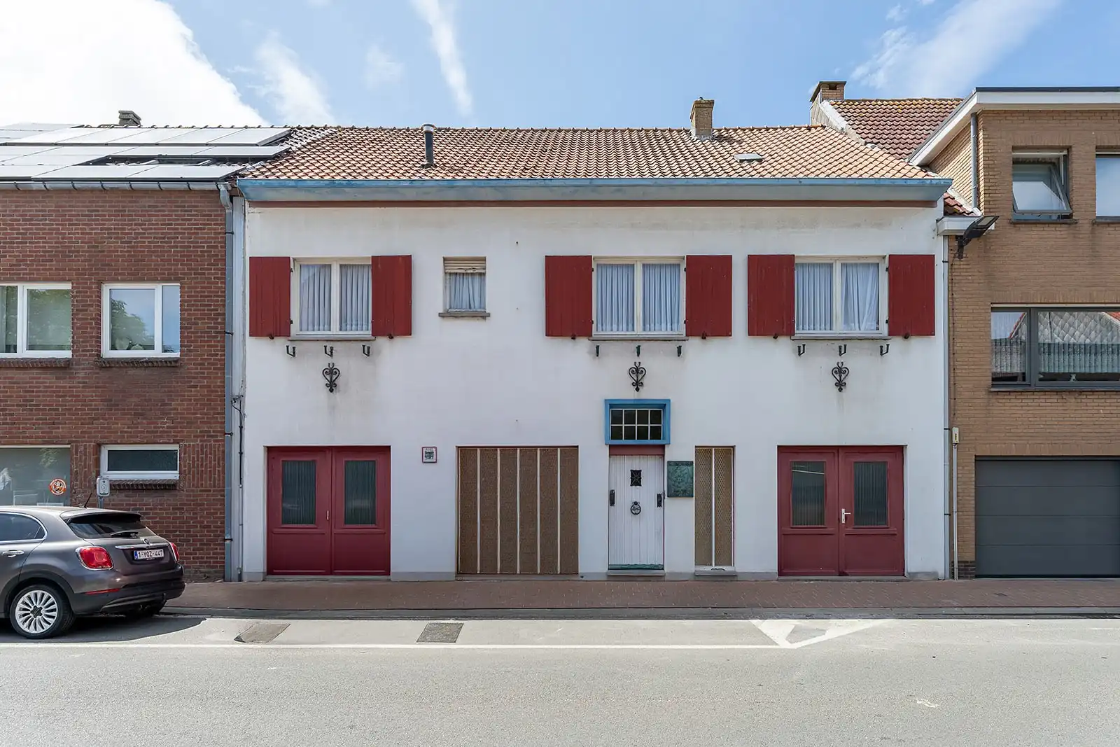 Uitzonderlijke gezinswoning (275m²) met ruim atelier, zonnig terras, garage en prachtige tuin foto 2