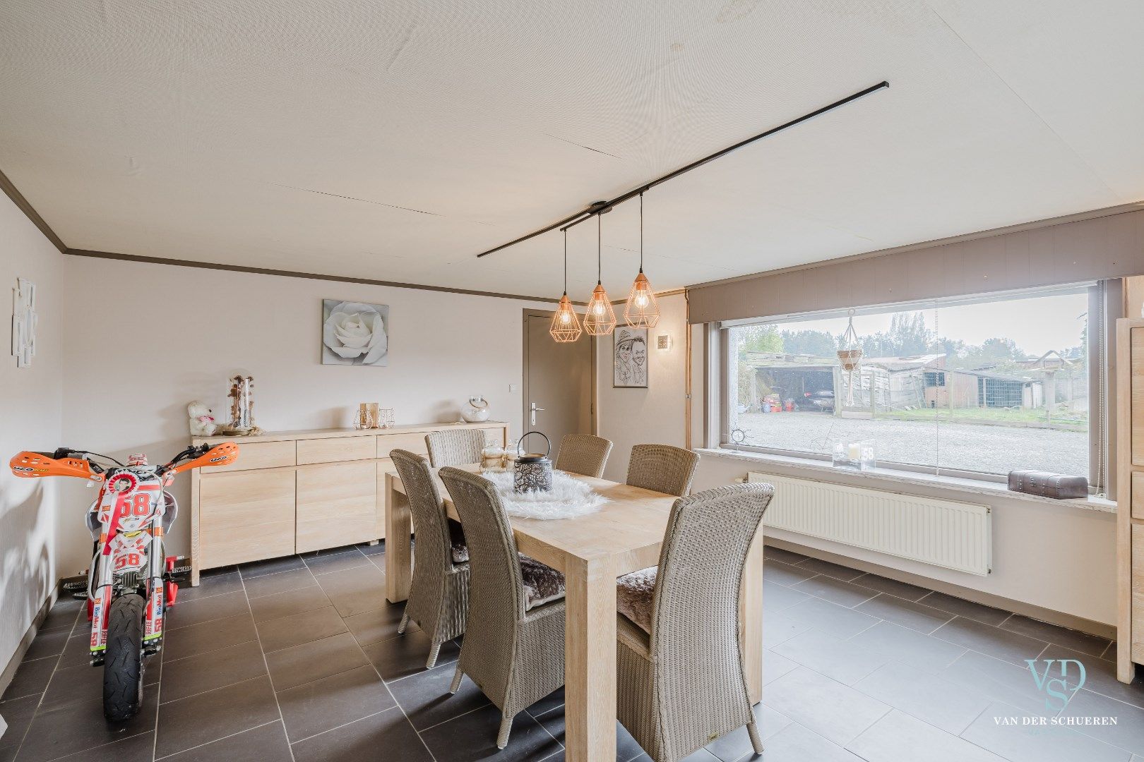 Ruime woning met winkelgedeelte en atelier  foto 9