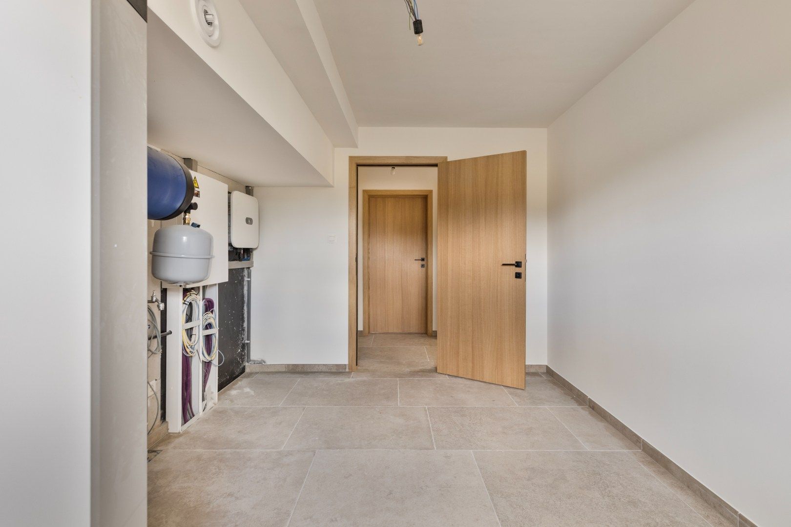 Recent gerenoveerde woning met 5 slaapkamers in Olmen! foto 16