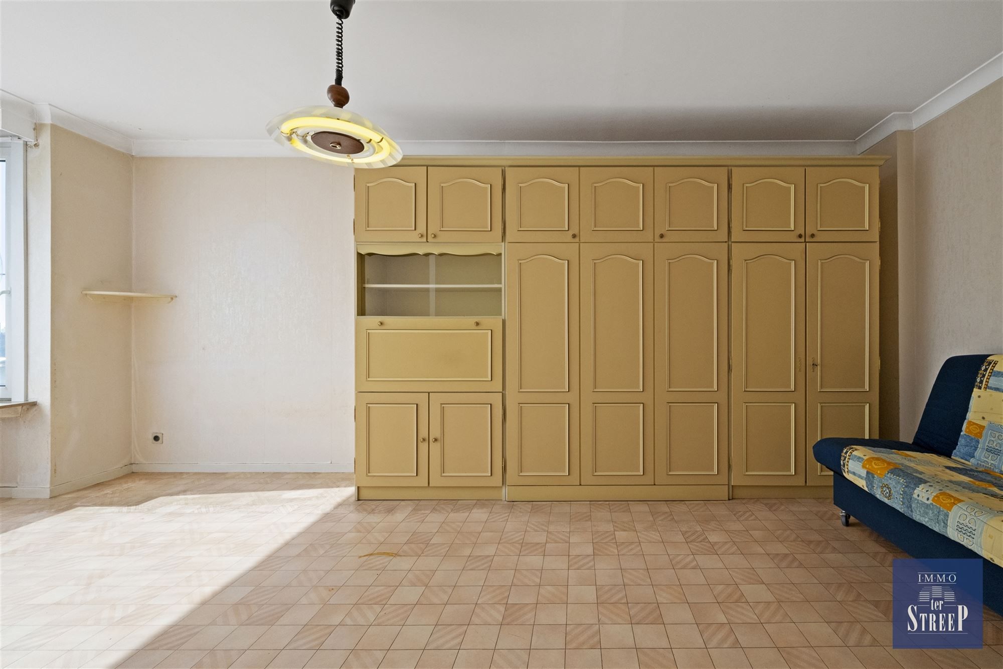 Studio met zijdelings zeezicht foto 4