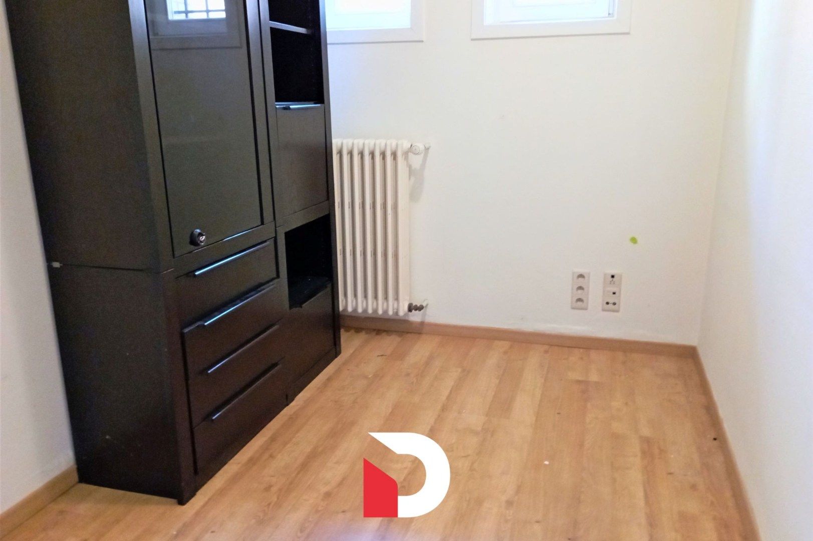 Gelijkvloers tweeslaapkamer-appartement in hartje Brugge foto 7