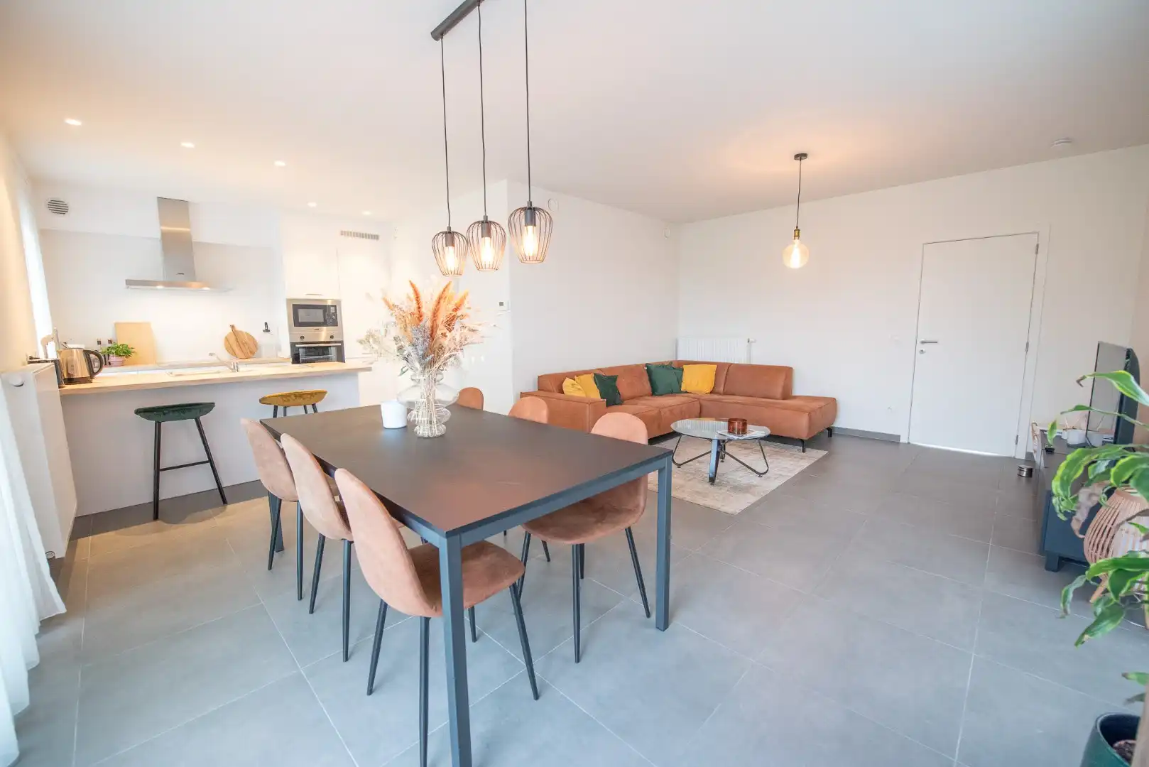 Ruime en instapklare woning te huur met 3 slaapkamers foto 6