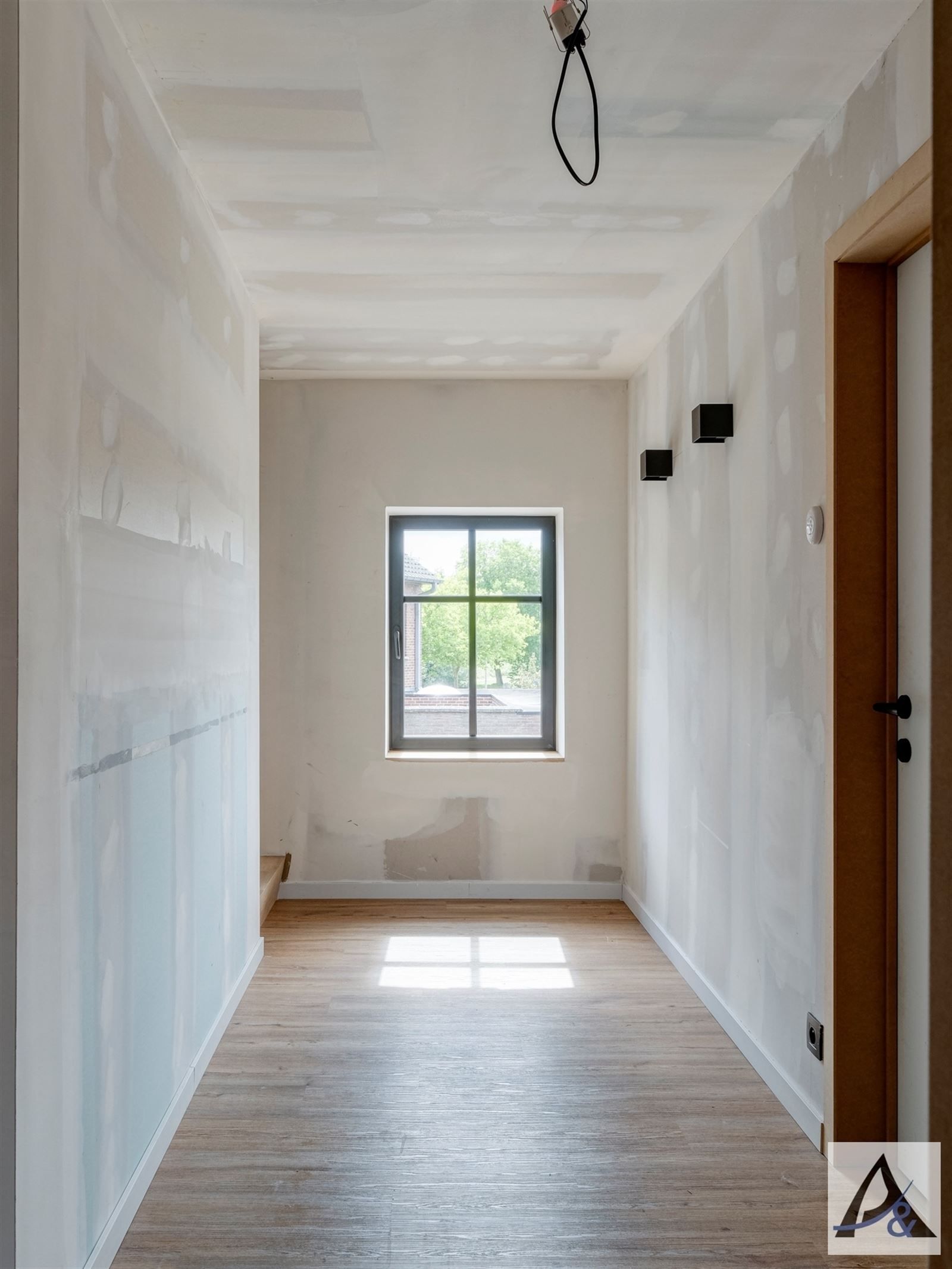 Totaal gerenoveerde, instapklare gezinswoning te koop in het hart van Munsterbilzen! foto 27