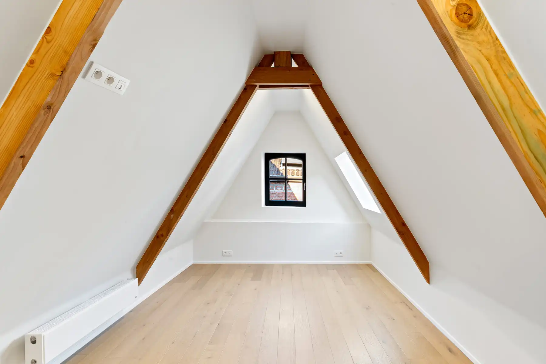 High-end  gerenoveerd met label A in hartje Brugge foto 21