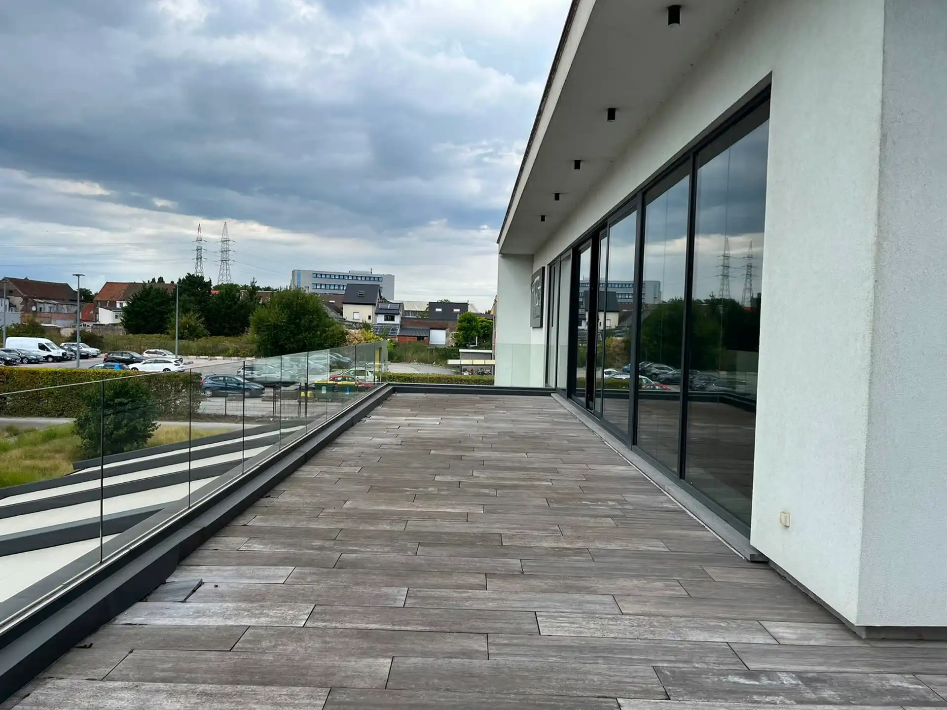 Commerciële ruimte te huur foto 3