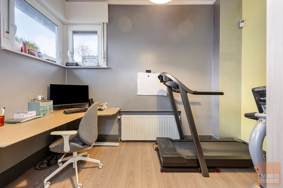 Gezellige woning (half open) met heerlijke Zuid  tuin foto 18