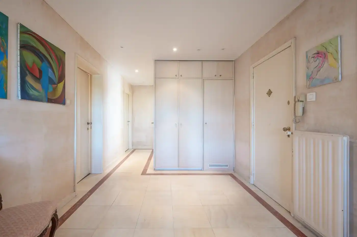 Renovatie opportuniteit! 3 gevel appartement met prachtig zicht op het Zegemeer  foto 14