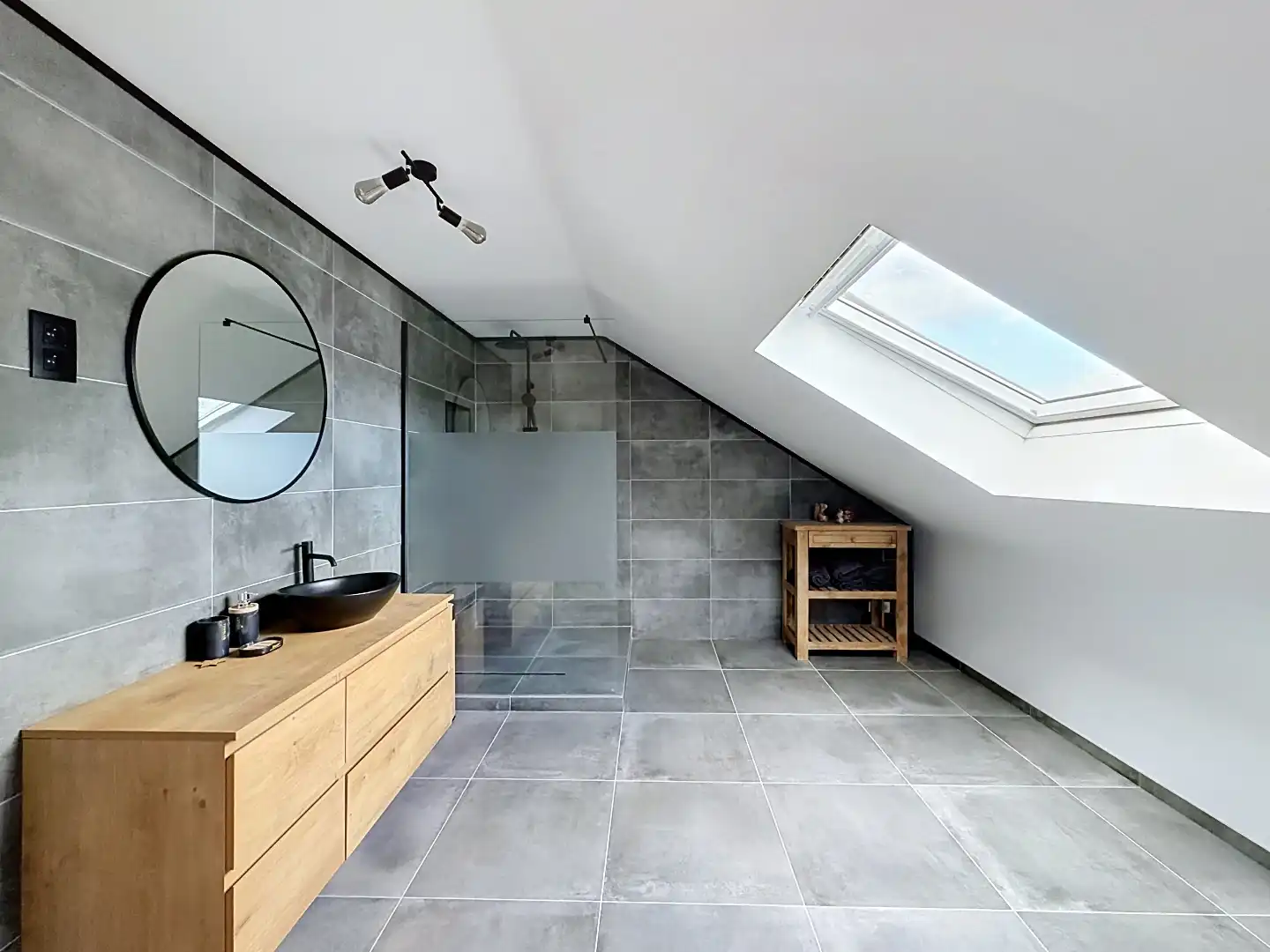 Energiezuinig en comfortabel wonen in het gezellige Schaffen! foto 22