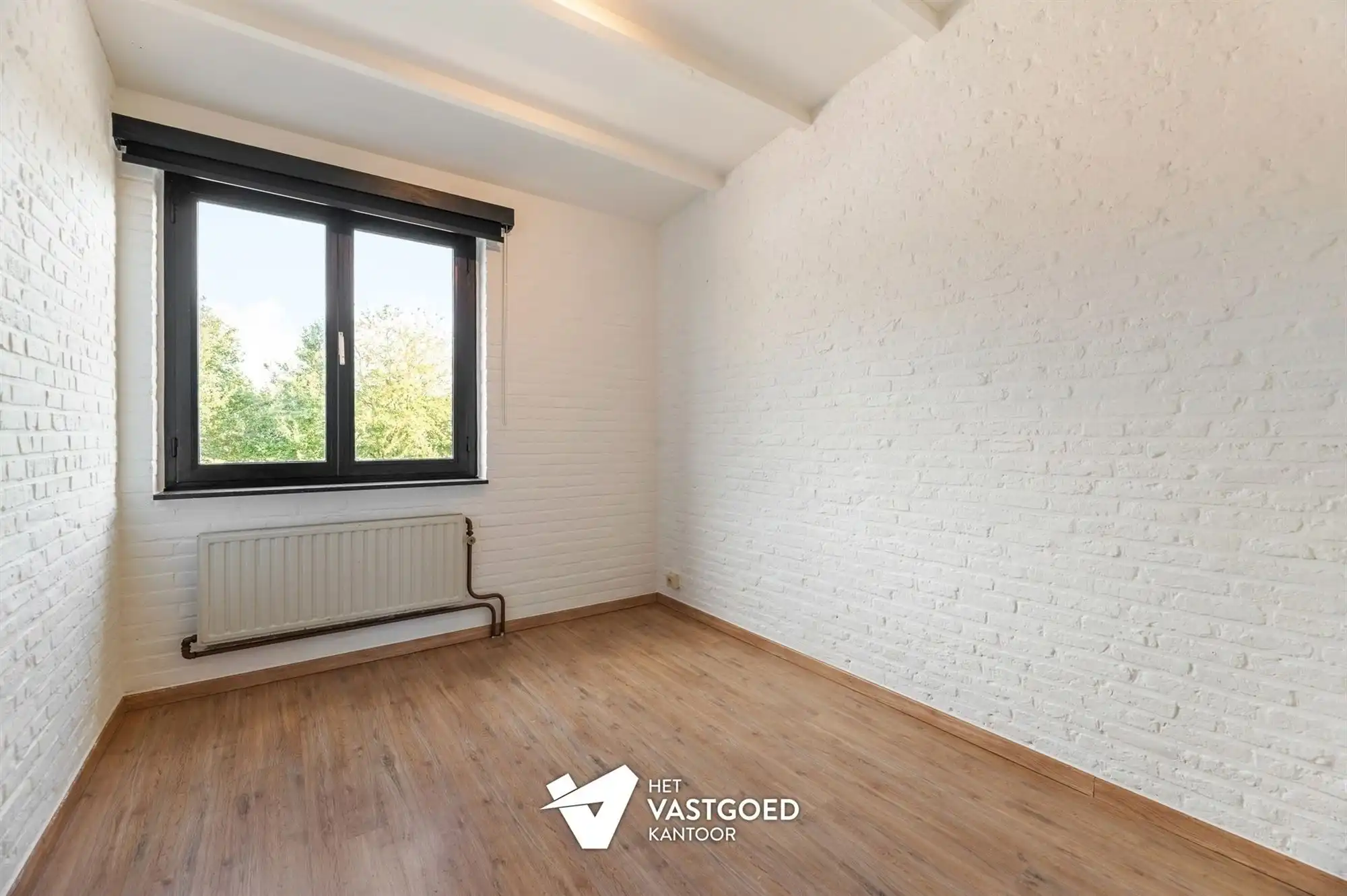 INSTAPKLAAR APPARTEMENT MET GARAGE (GEEN GEMEENSCHAPPELIJKE KOSTEN!) foto 11