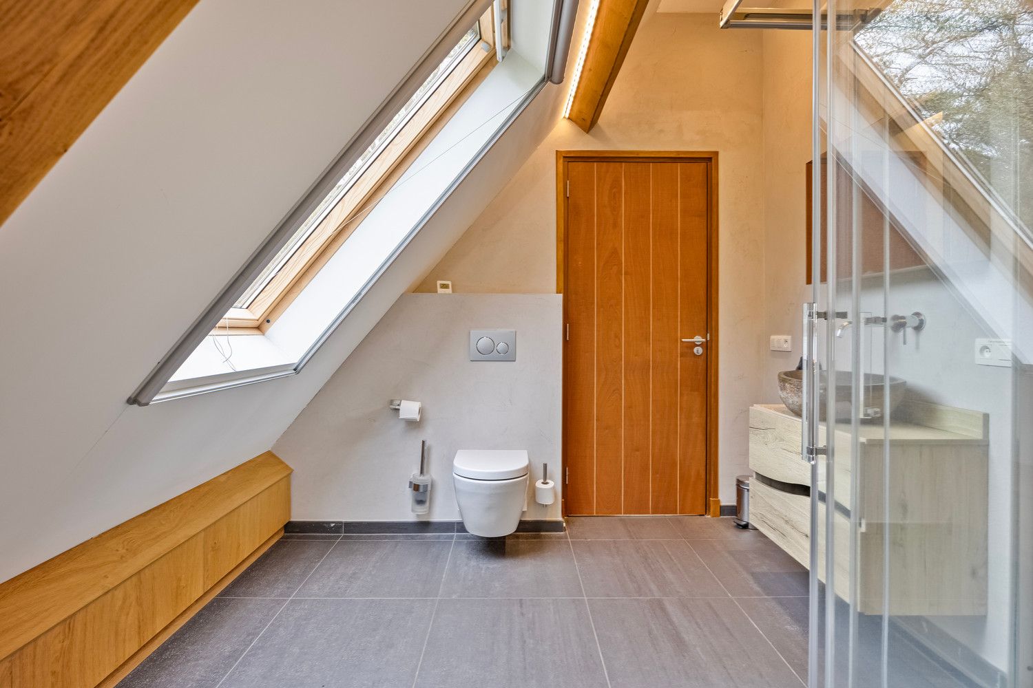 Idyllisch gelegen landhuis in een oase van rust te Lommel foto 19