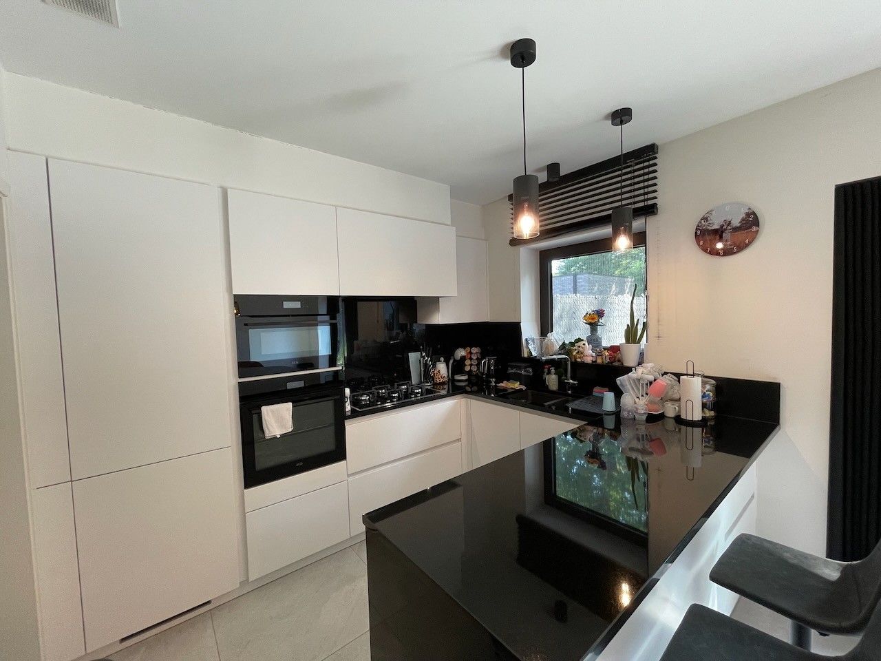Genk - Bret, Atheneumstraat 40: Stijlvolle, energiezuinige woning met 3 slaapkamers, carport, tuin,... rustig gelegen in het groen op een top-locatie! foto 12