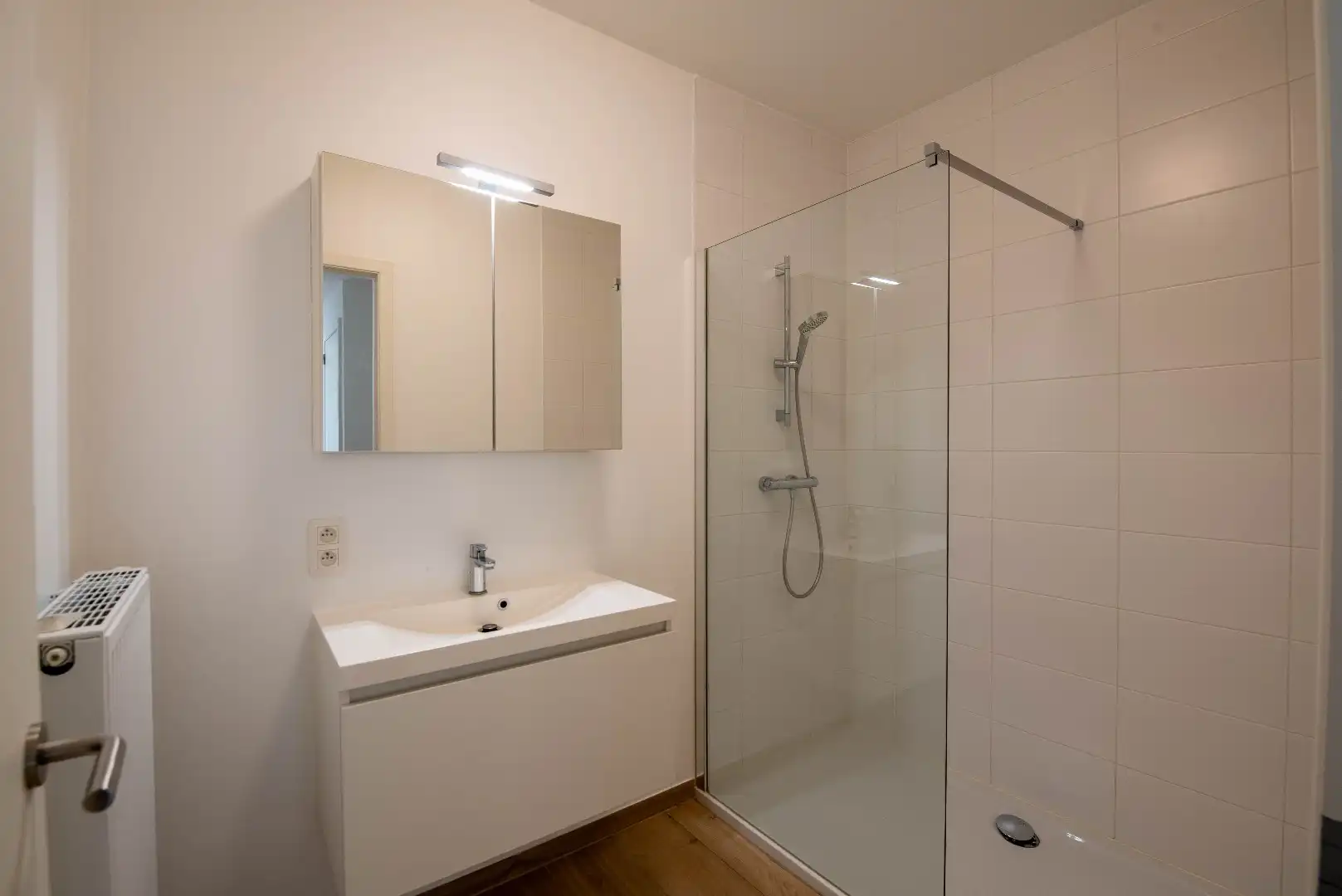 Twee slaapkamer appartement met terras foto 9