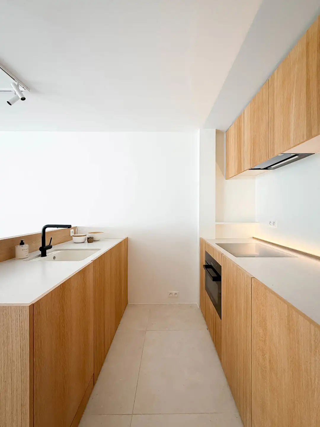 TUINAPPARTEMENT vlakbij het Driehoeksplein - GEMEUBILEERD... foto 12