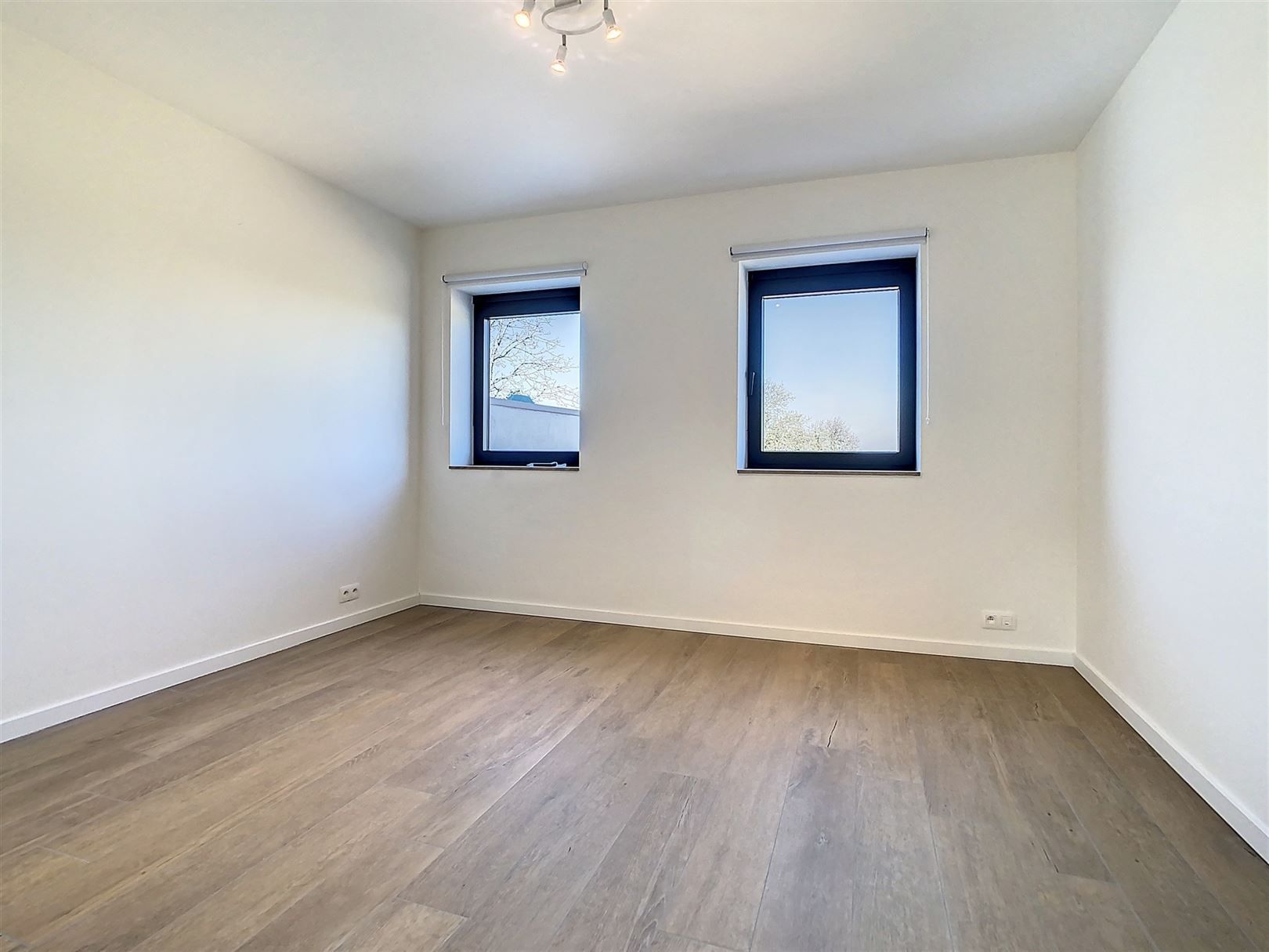 Mooie instapklare woning, 3 slpks, tuin, terras, garage foto 50
