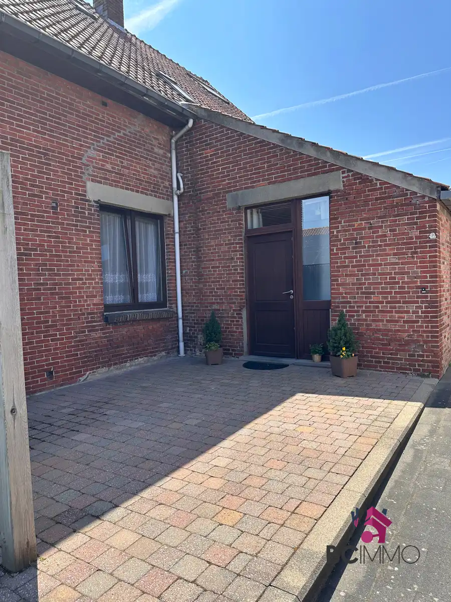Karaktervolle woning met potentieel op rustige ligging foto 42